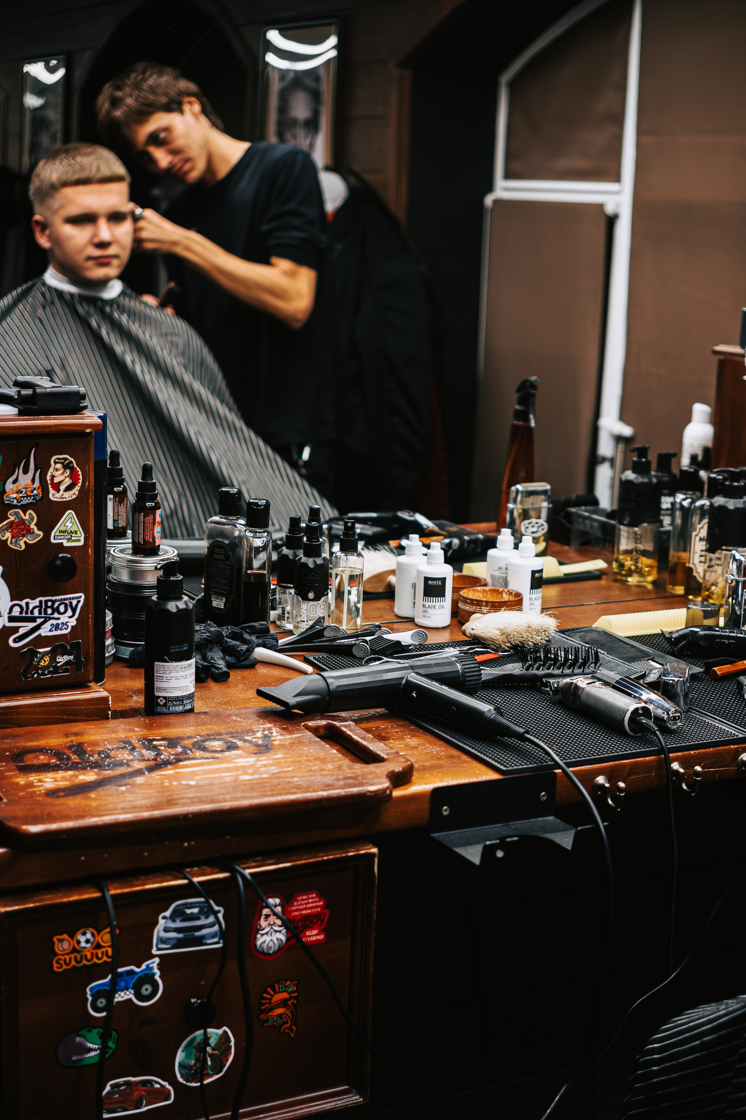 Контент-съемка барбершоп OLDBOY. Коммерческий и Портретный Фотограф Симферополь Крым Максим Махо