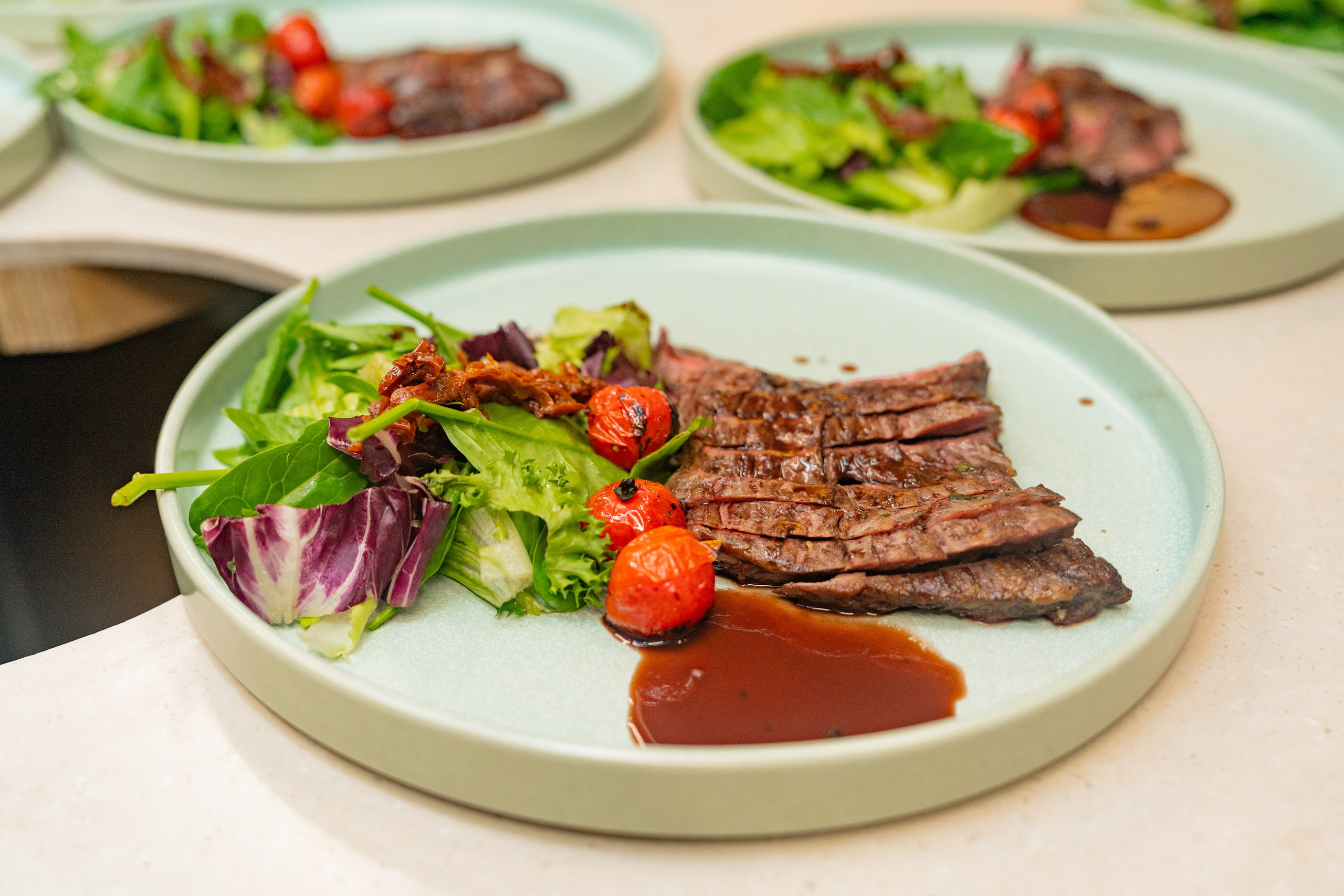 NOVIKOV SCHOOL — Умами зал. Фотограф Никита Комаров