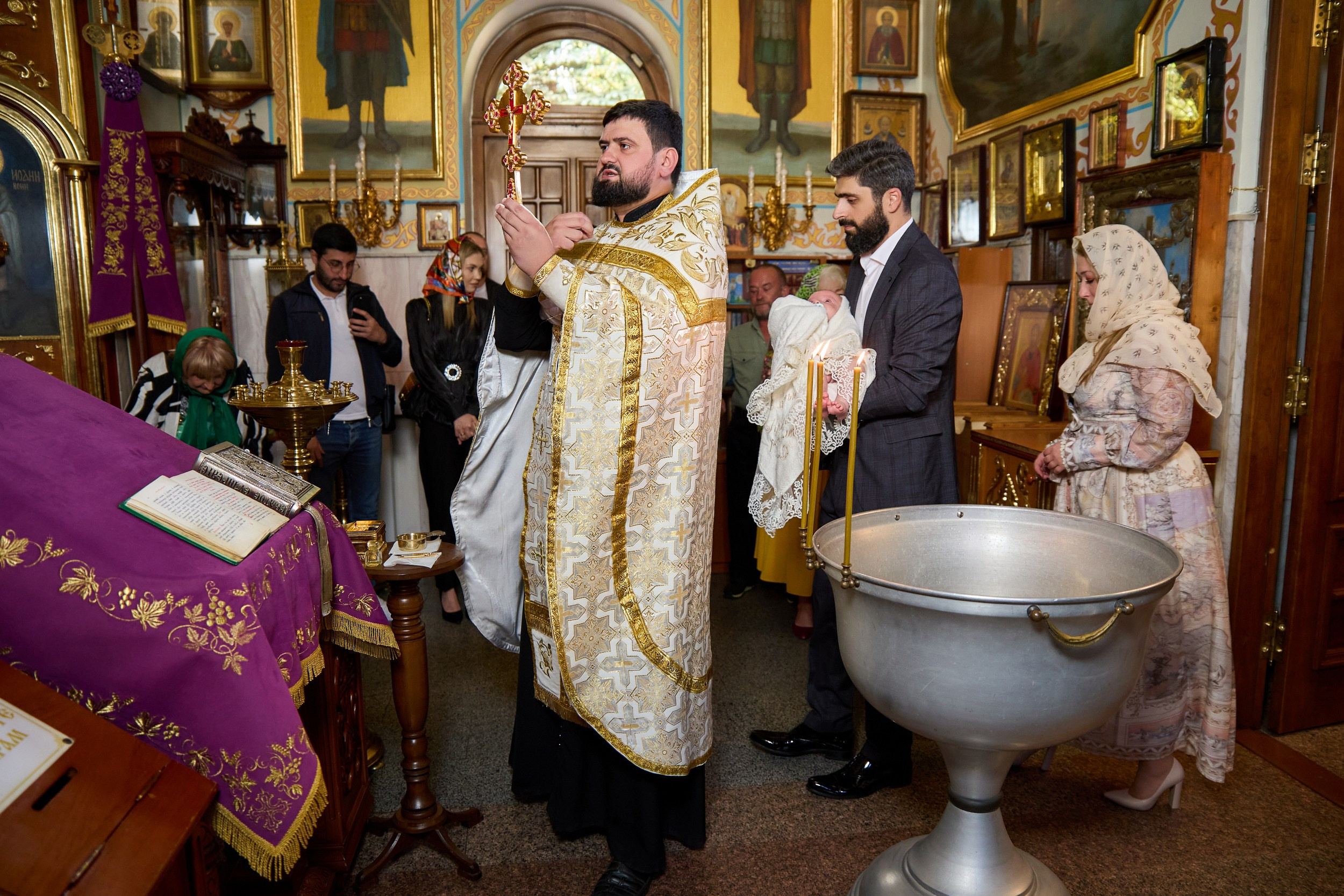 Профессиональная фотосъёмка КРЕЩЕНИЯ в Донецке, Макеевке. Фотограф Татаринов Андрей (Донецк / Макеевка)