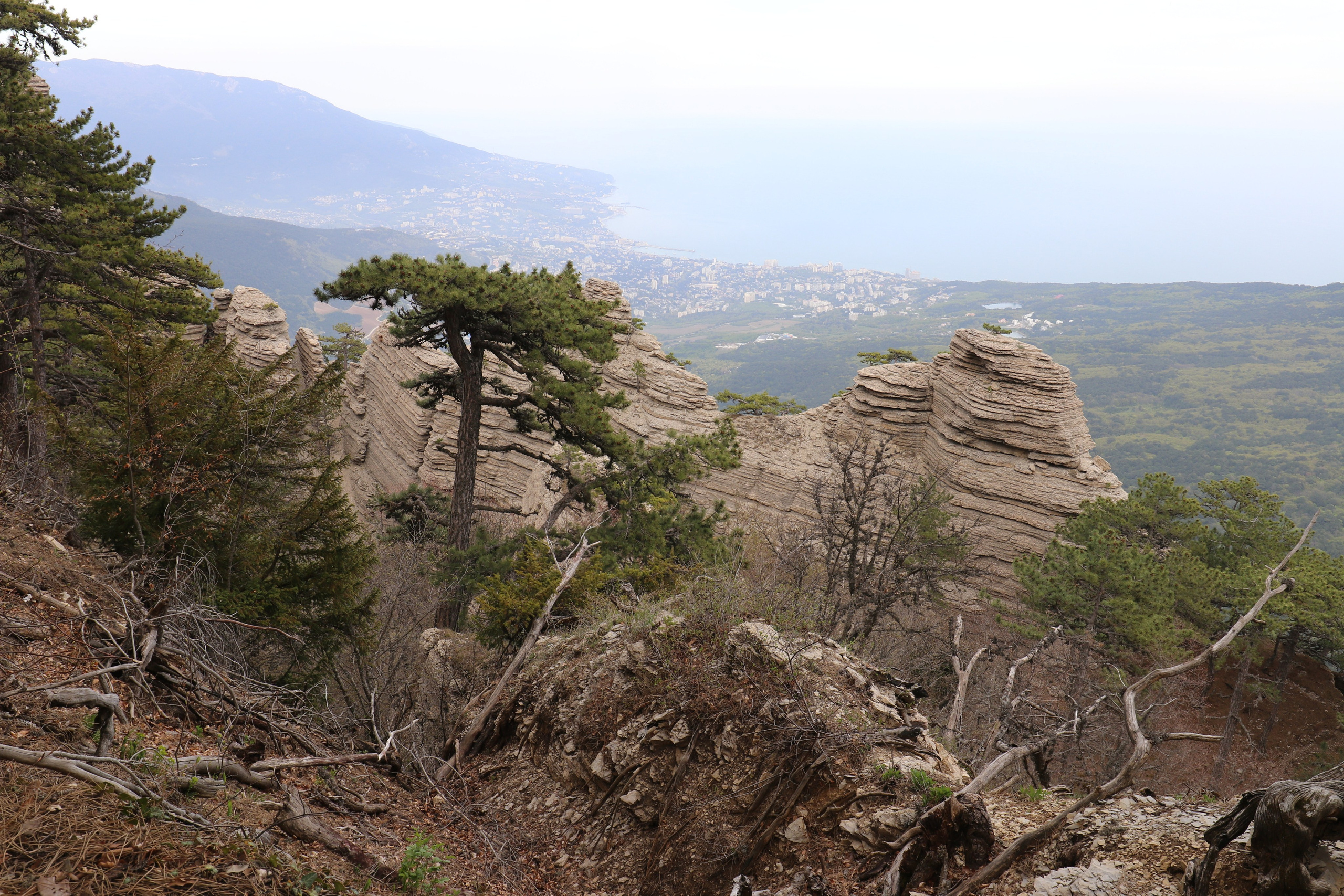 Крым. ЮБК (Бахчисарай, Кастрополь, Таракташская тропа). Май 2021. Путешественник-фотограф из Санкт-Петербурга Татьяна Свистулина