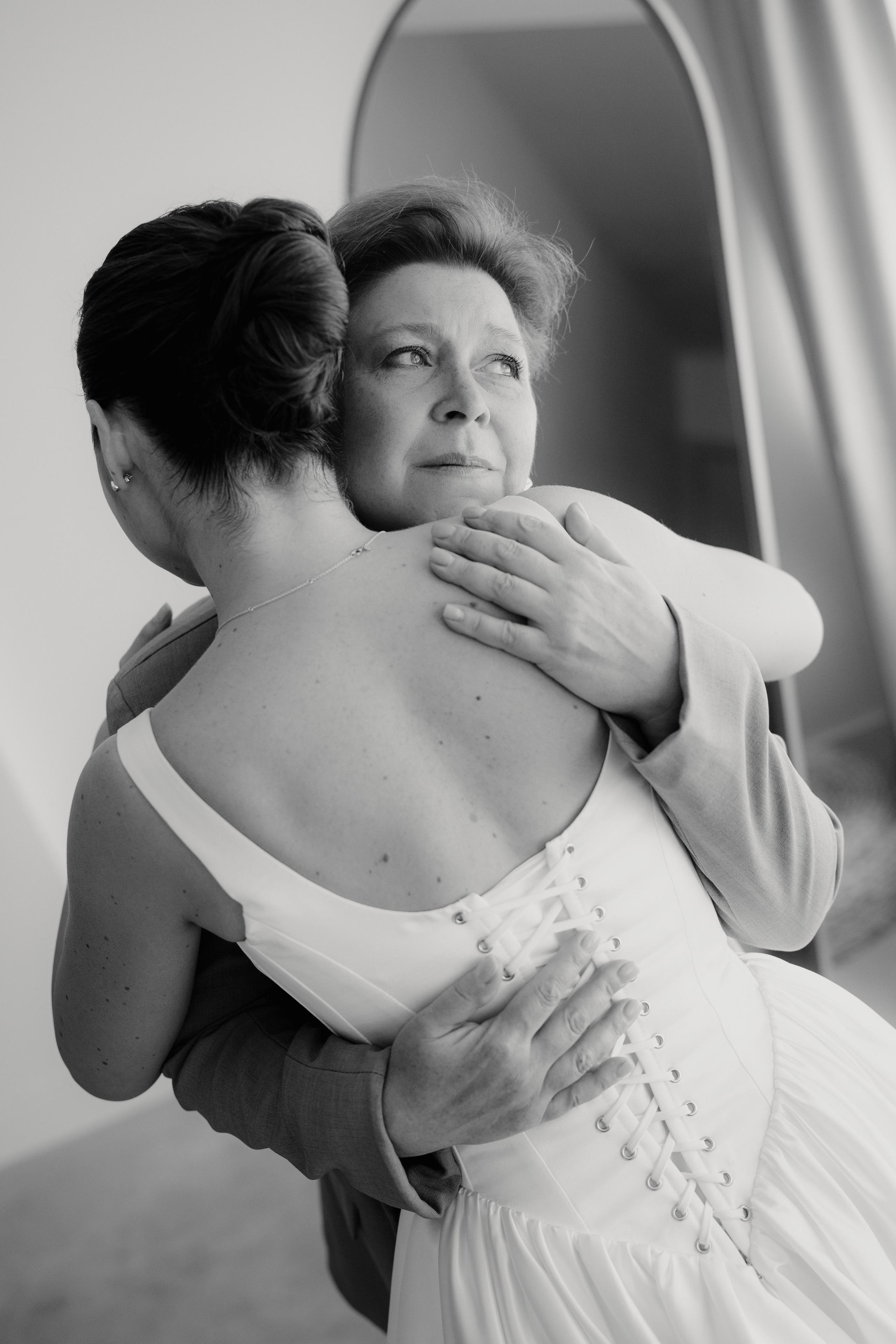 Once in October. Wedding & Documentary Photographer based in Nuremberg — available across Europe & Turkey | Vitalii Nasonov