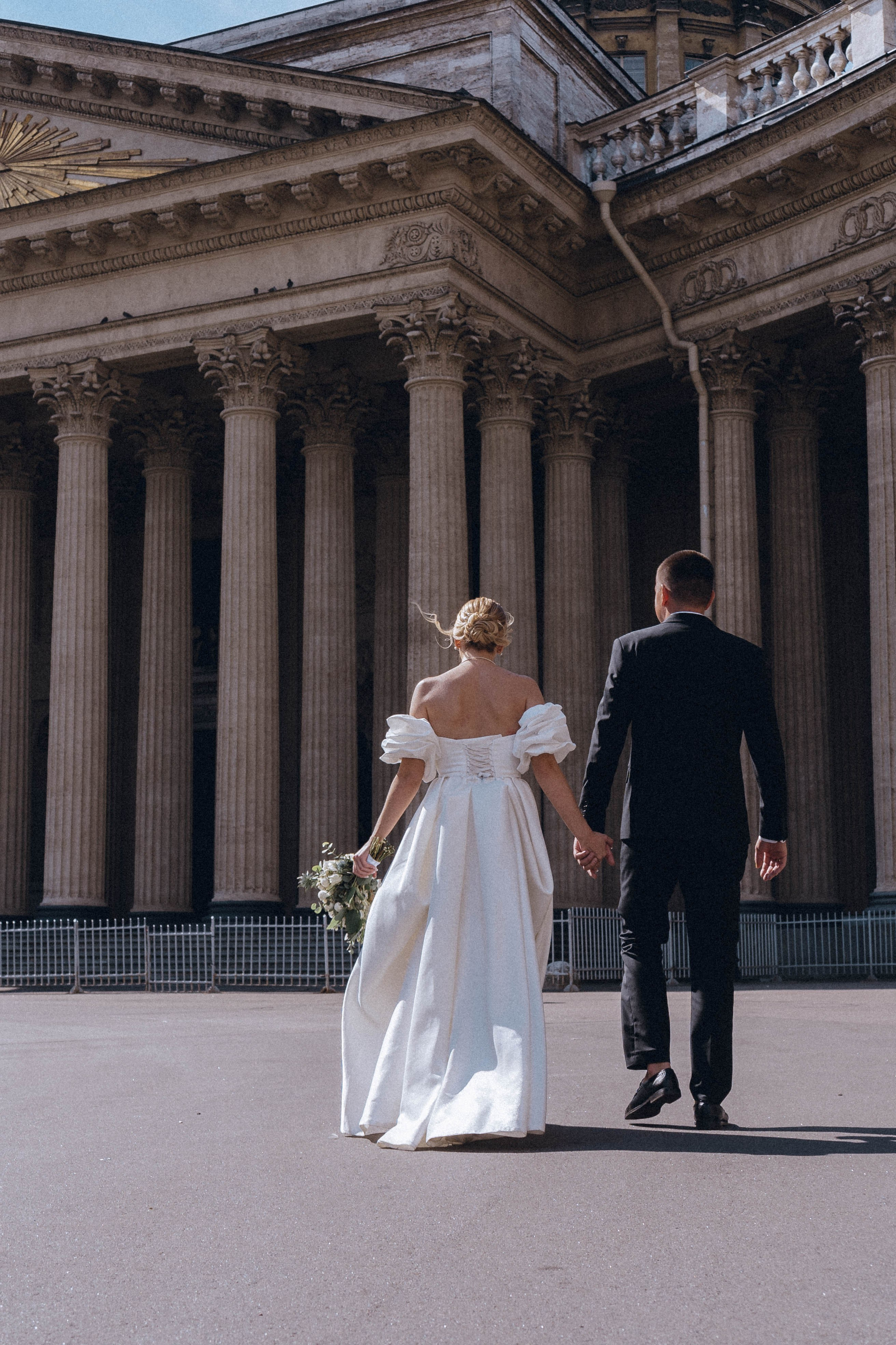 СВАДЕНБНАЯ СЬЕМКА НА КАТЕРЕ ПО КАНАЛАМ САНКТ-ПЕТЕРБУРГА И В АКВАТОРИИ НЕВЫ. Профессиональный фотограф, Санкт-Петербург — Виктория Богомолова