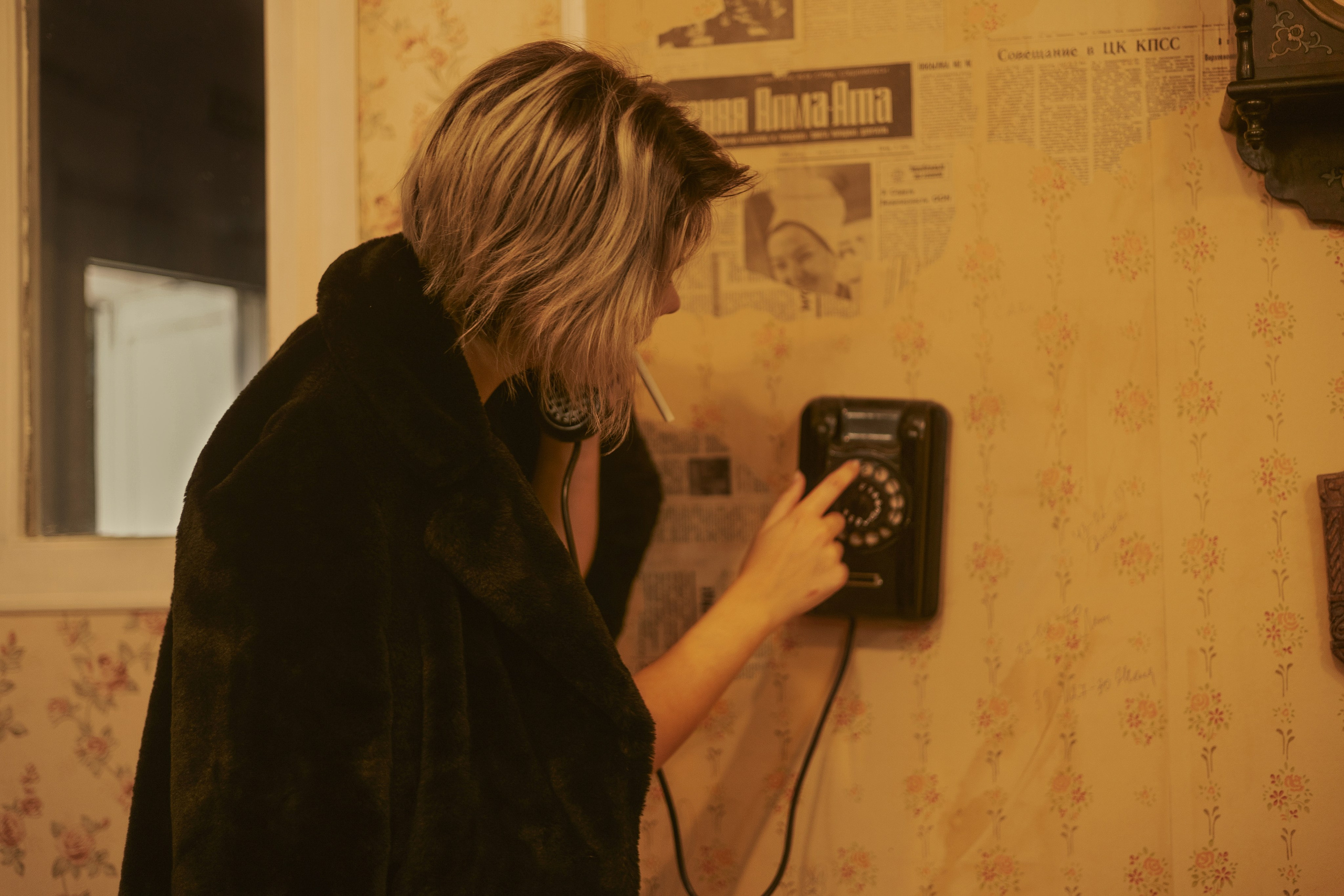 Художественная съёмка с эстетикой старых панелек