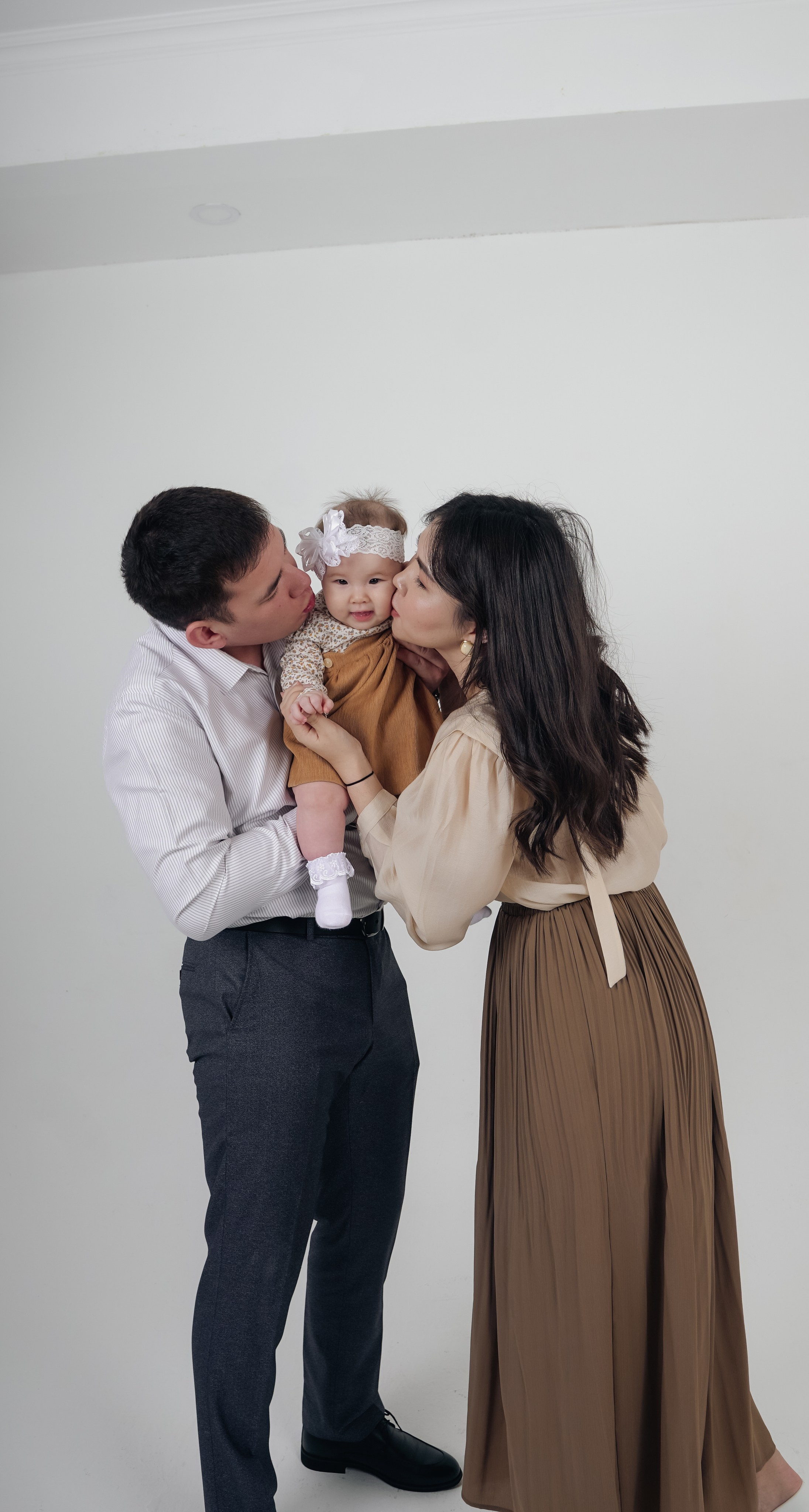 Family story. Уличный и студийный фотограф в Астане Ержанов Нурасыл