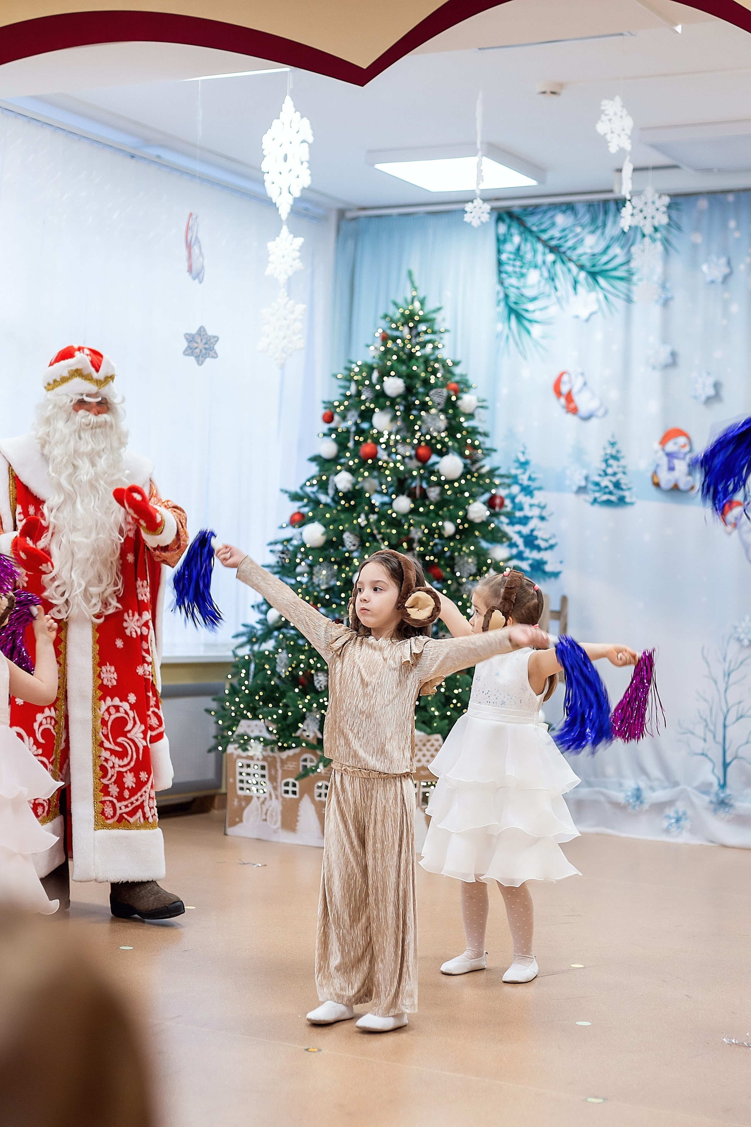 Утренник_"Веселый балаганчик» 2024. Семейный фотограф в Санкт-Петербурге