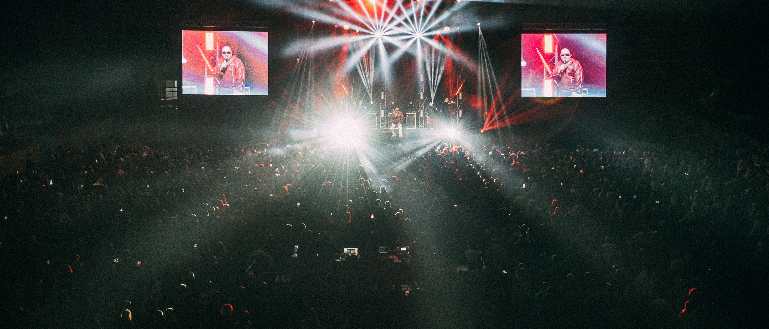 Концертный фотограф Кандеев Даниил Саратов. Фотограф Кандеев Даниил