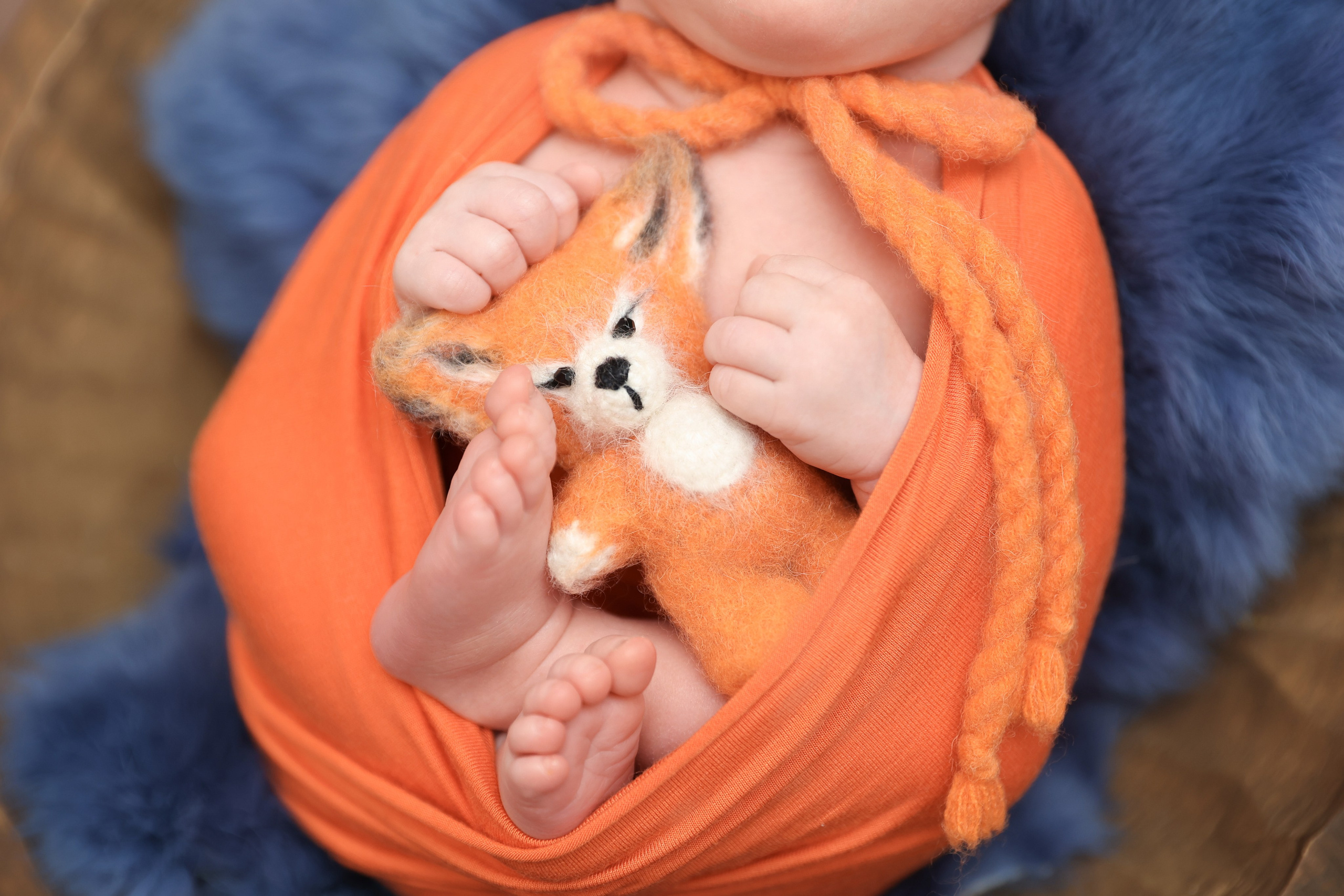 Лиза. Здравствуйте, меня зовут Яна Страшкевич. Я фотограф новорождённых из Санкт-Петербурга