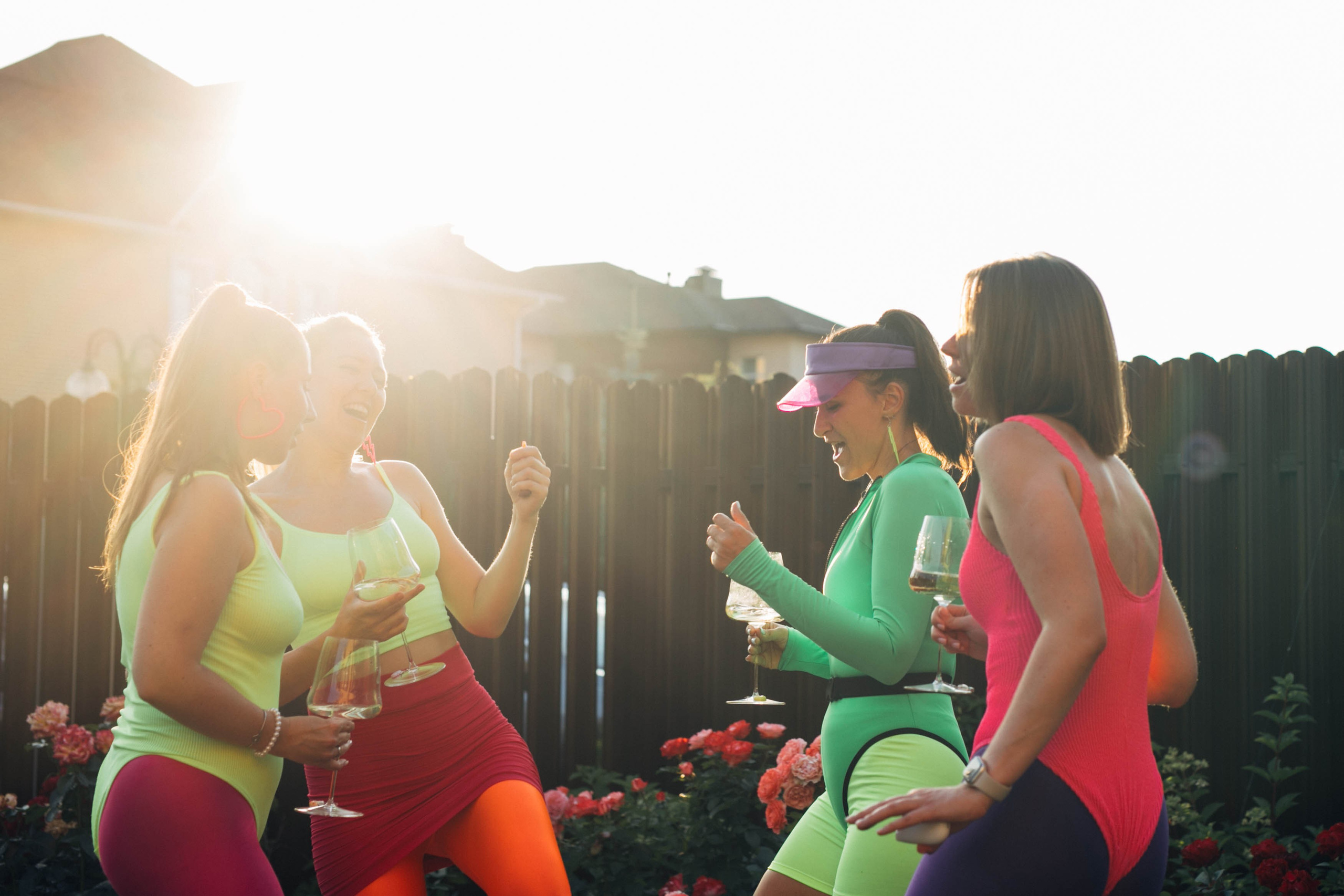 Анонс: GIRLS GIRLS GIRLS. Фотограф Наташа Румянцева