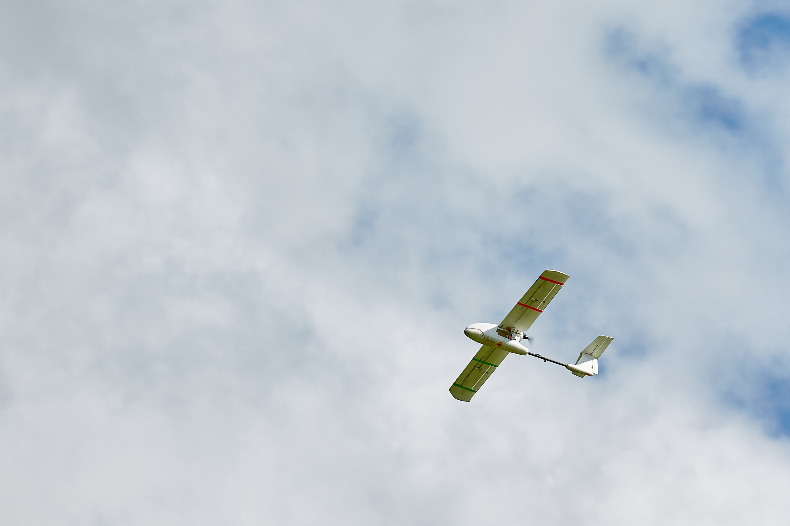 Запуск беспилотнтых летательных аппаратов на аэродроме Алферьево. Репортажный и семейный фотограф Ухова Наталья в Москве