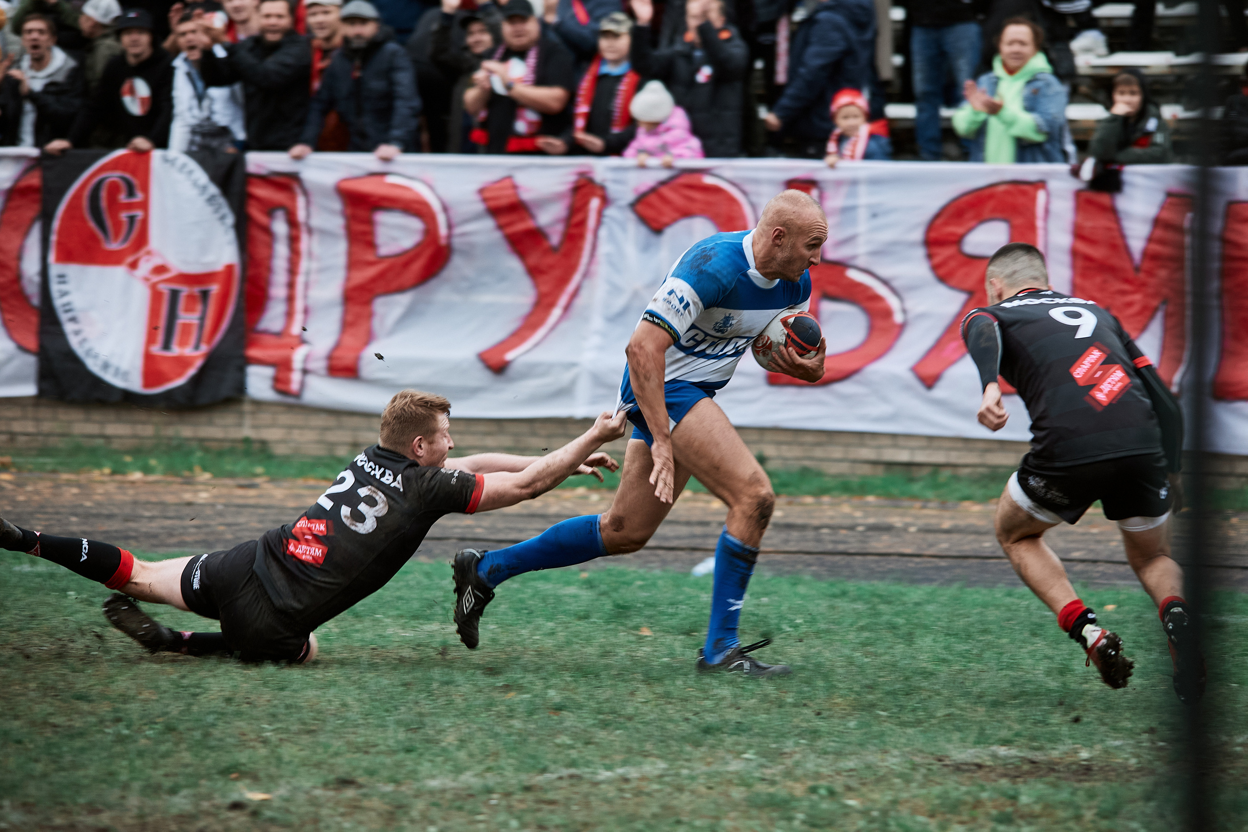 Матч по регби Динамо-Спартак. Репортажный и семейный фотограф Ухова Наталья в Москве