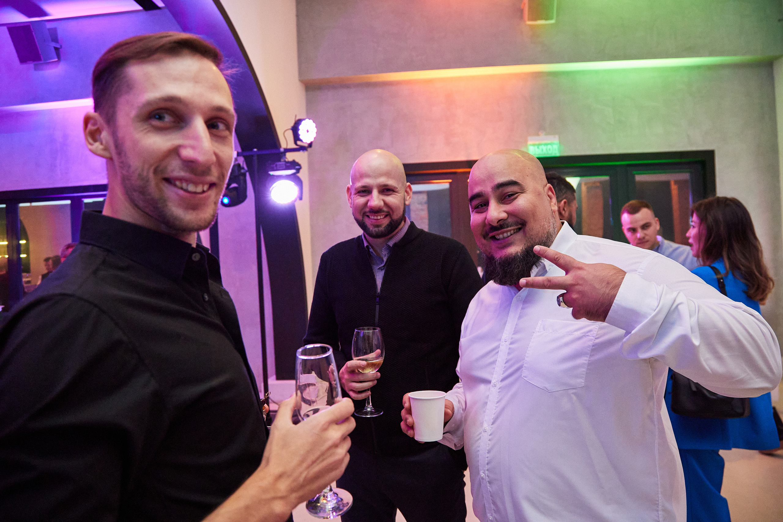 Выпускной обучения по криптоинвестициям Евгения Лашкова. Репортажный и семейный фотограф Ухова Наталья в Москве