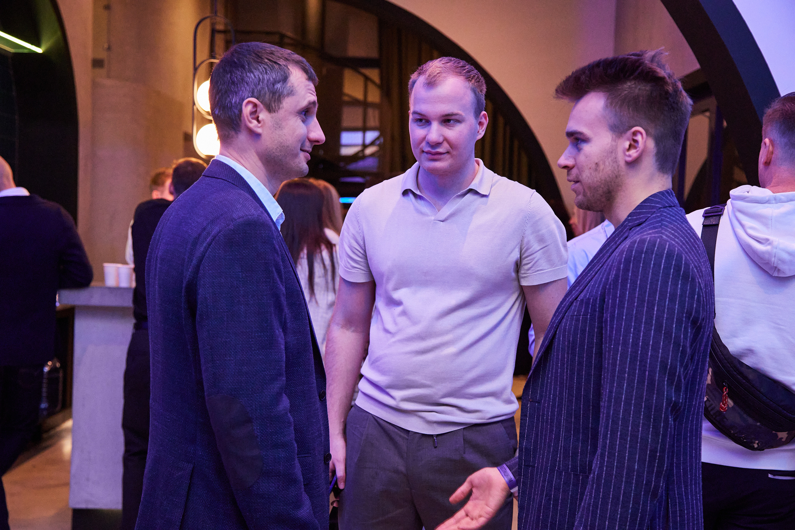 Выпускной обучения по криптоинвестициям Евгения Лашкова. Репортажный и семейный фотограф Ухова Наталья в Москве