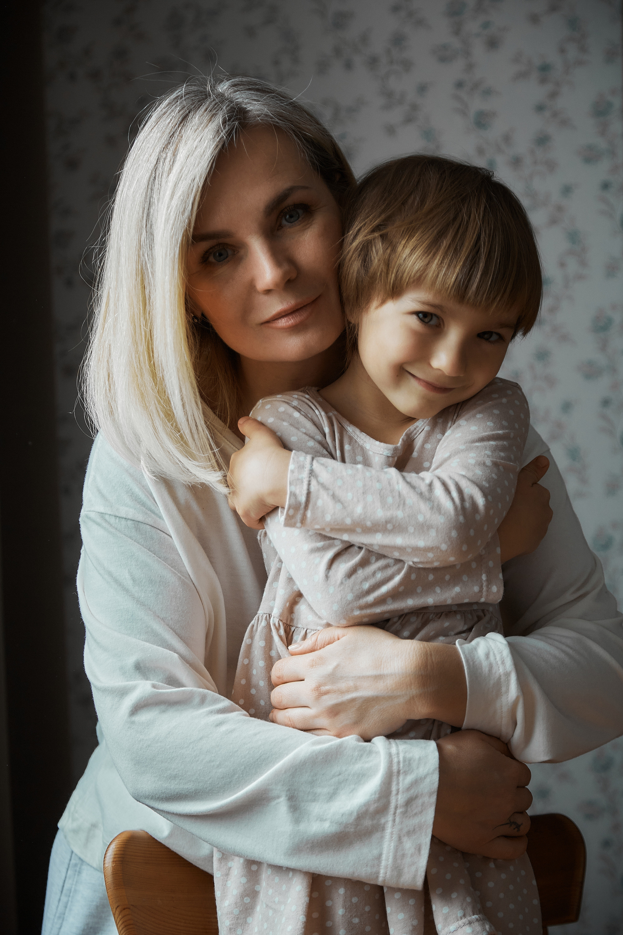 мама и дочка