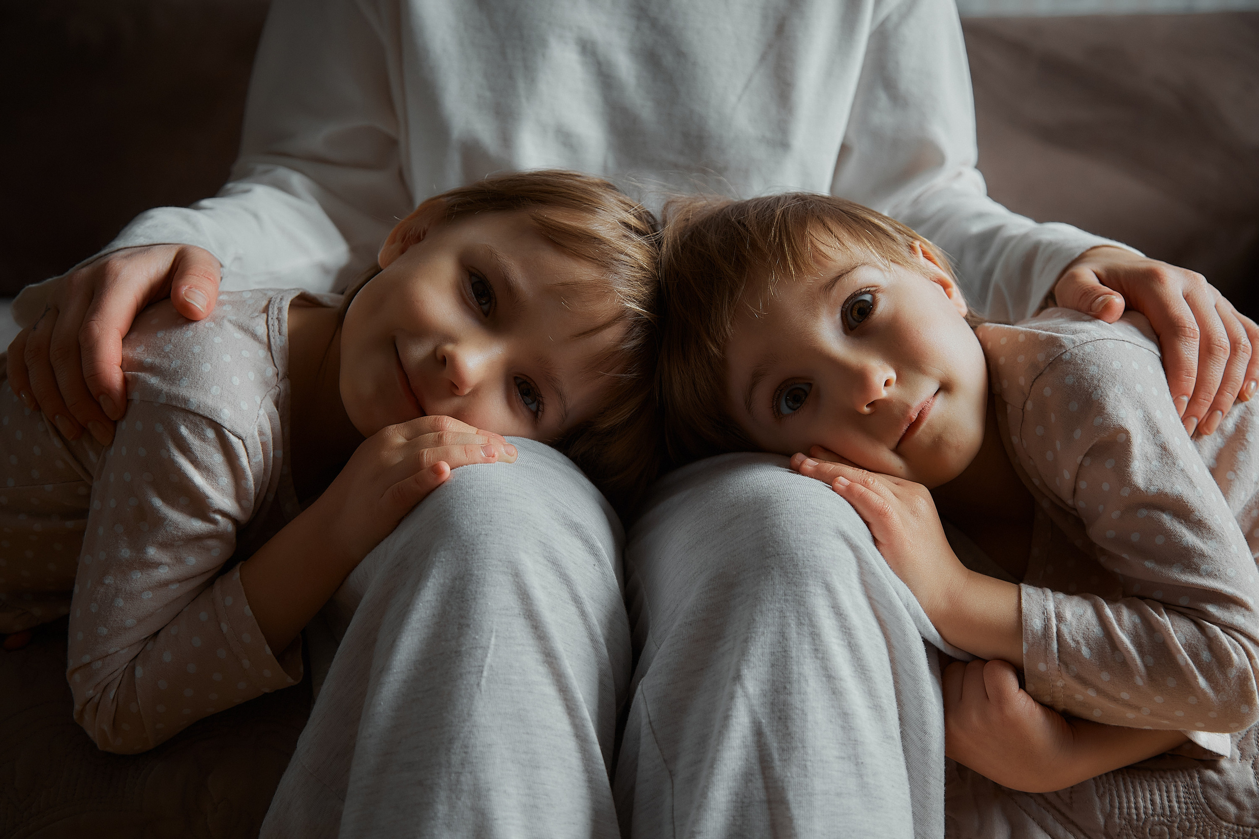 Аня и близняшки. Репортажный и семейный фотограф Ухова Наталья в Москве