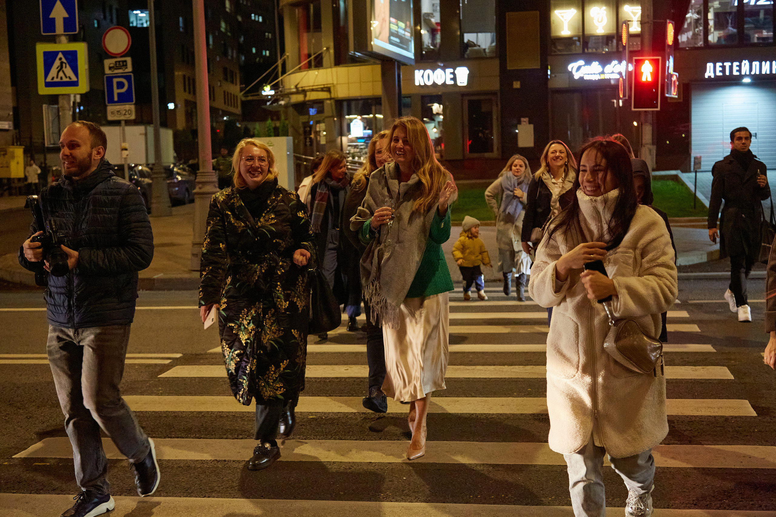 День рождения Карнеевой Елены. Репортажный и семейный фотограф Ухова Наталья в Москве