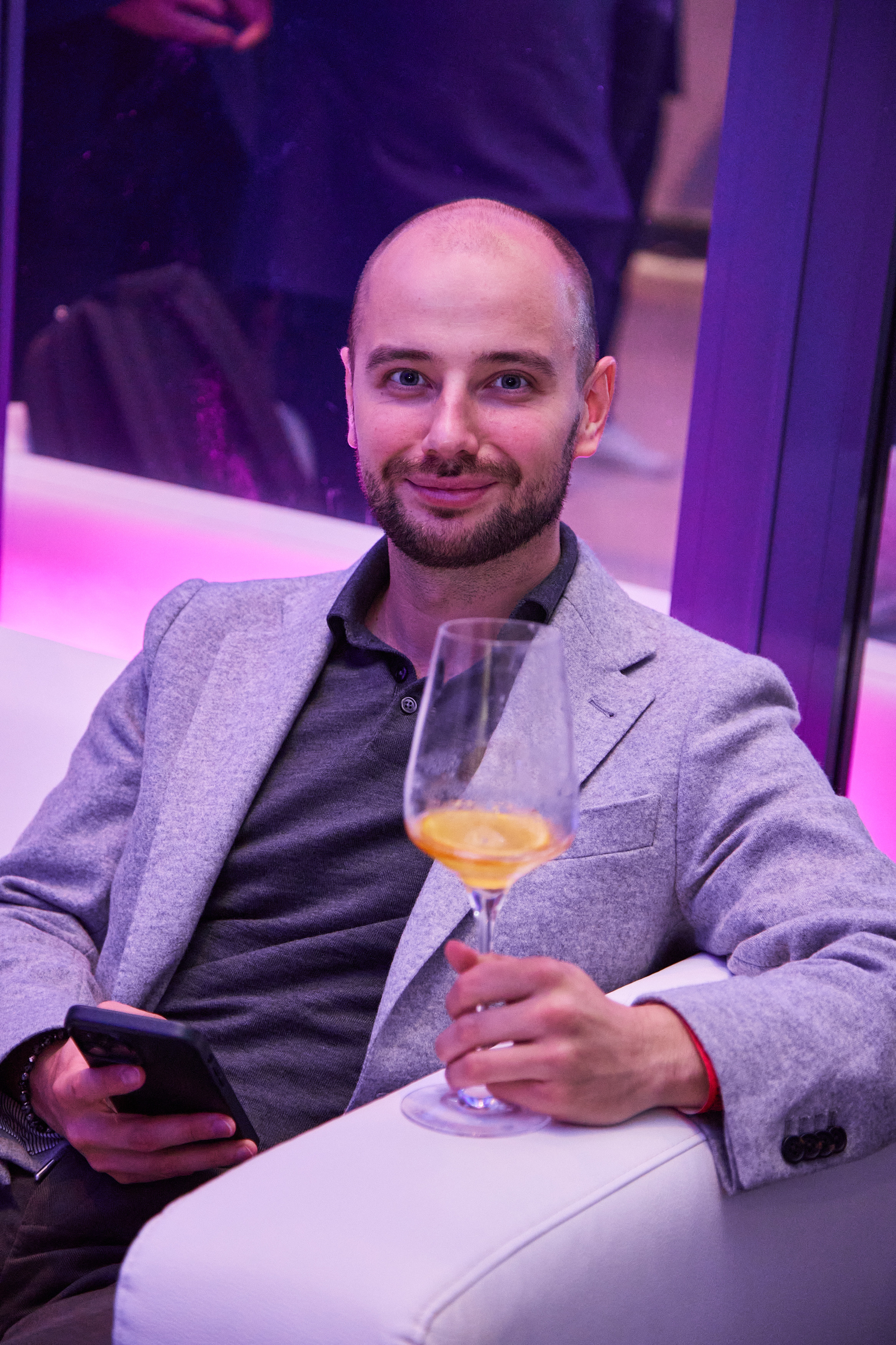 Выпускной обучения по криптоинвестициям Евгения Лашкова. Репортажный и семейный фотограф Ухова Наталья в Москве