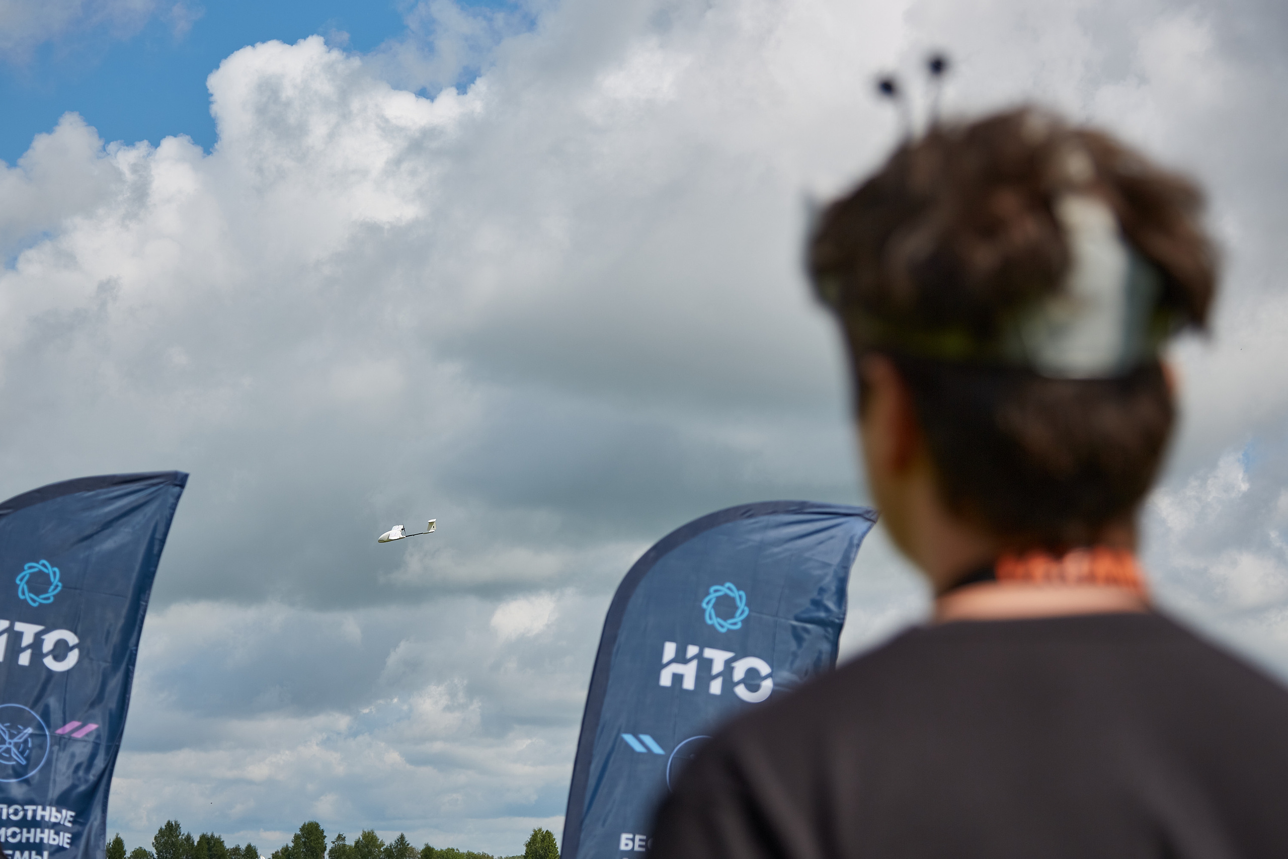 Запуск беспилотнтых летательных аппаратов на аэродроме Алферьево. Репортажный и семейный фотограф Ухова Наталья в Москве