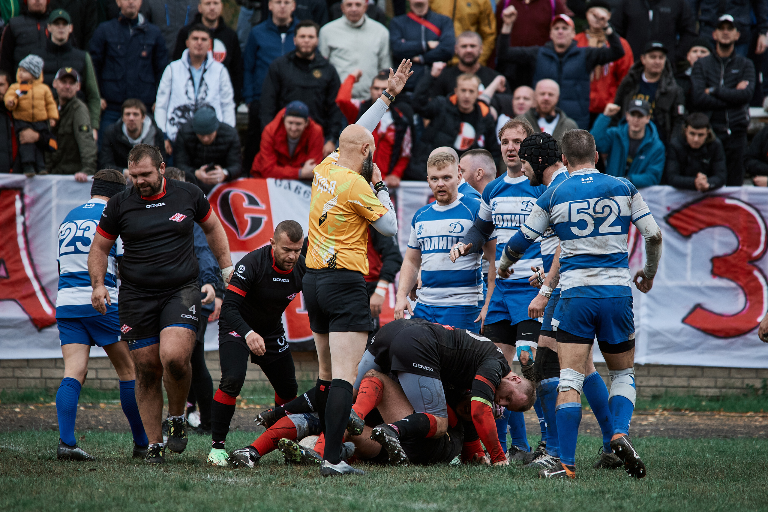 Матч по регби Динамо-Спартак. Репортажный и семейный фотограф Ухова Наталья в Москве