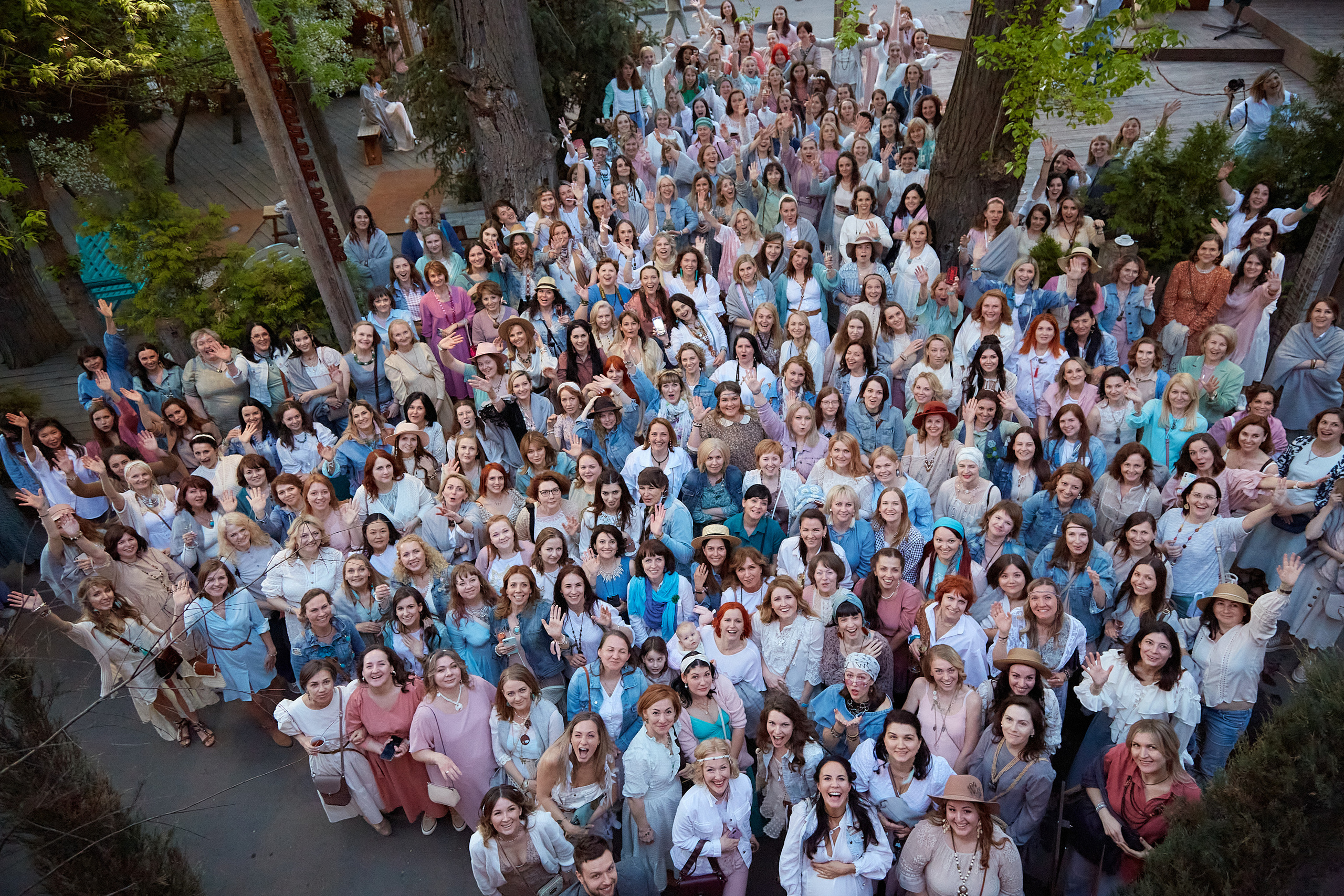 Выпускной фотошколы Karneeva.online. Репортажный и семейный фотограф Ухова Наталья в Москве