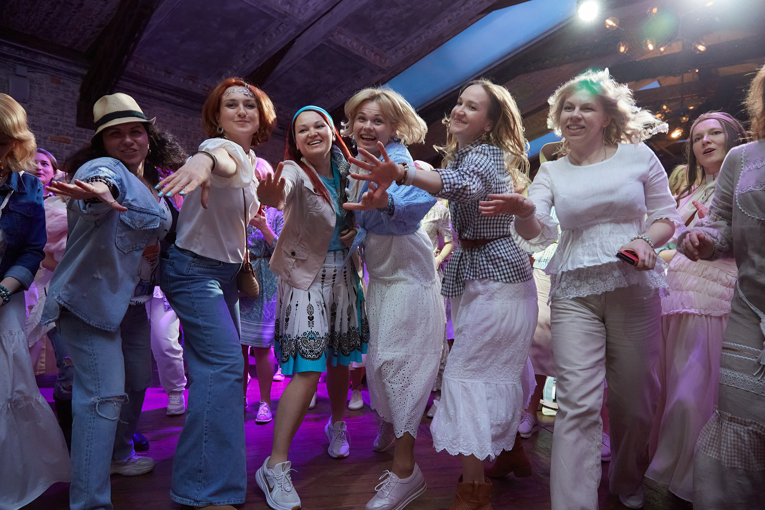 Выпускной фотошколы Karneeva.online. Репортажный и семейный фотограф Ухова Наталья в Москве