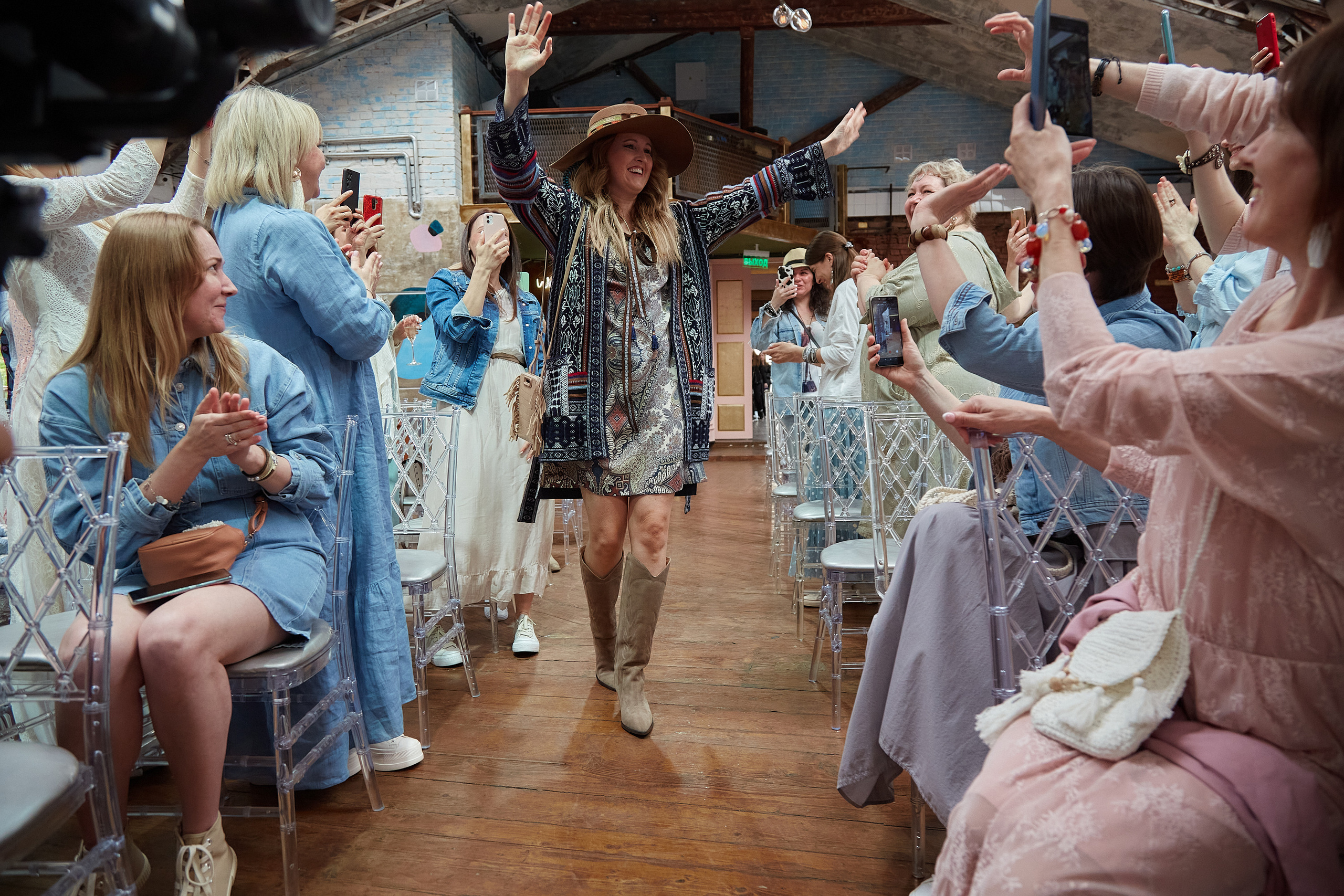 Выпускной фотошколы Karneeva.online. Репортажный и семейный фотограф Ухова Наталья в Москве