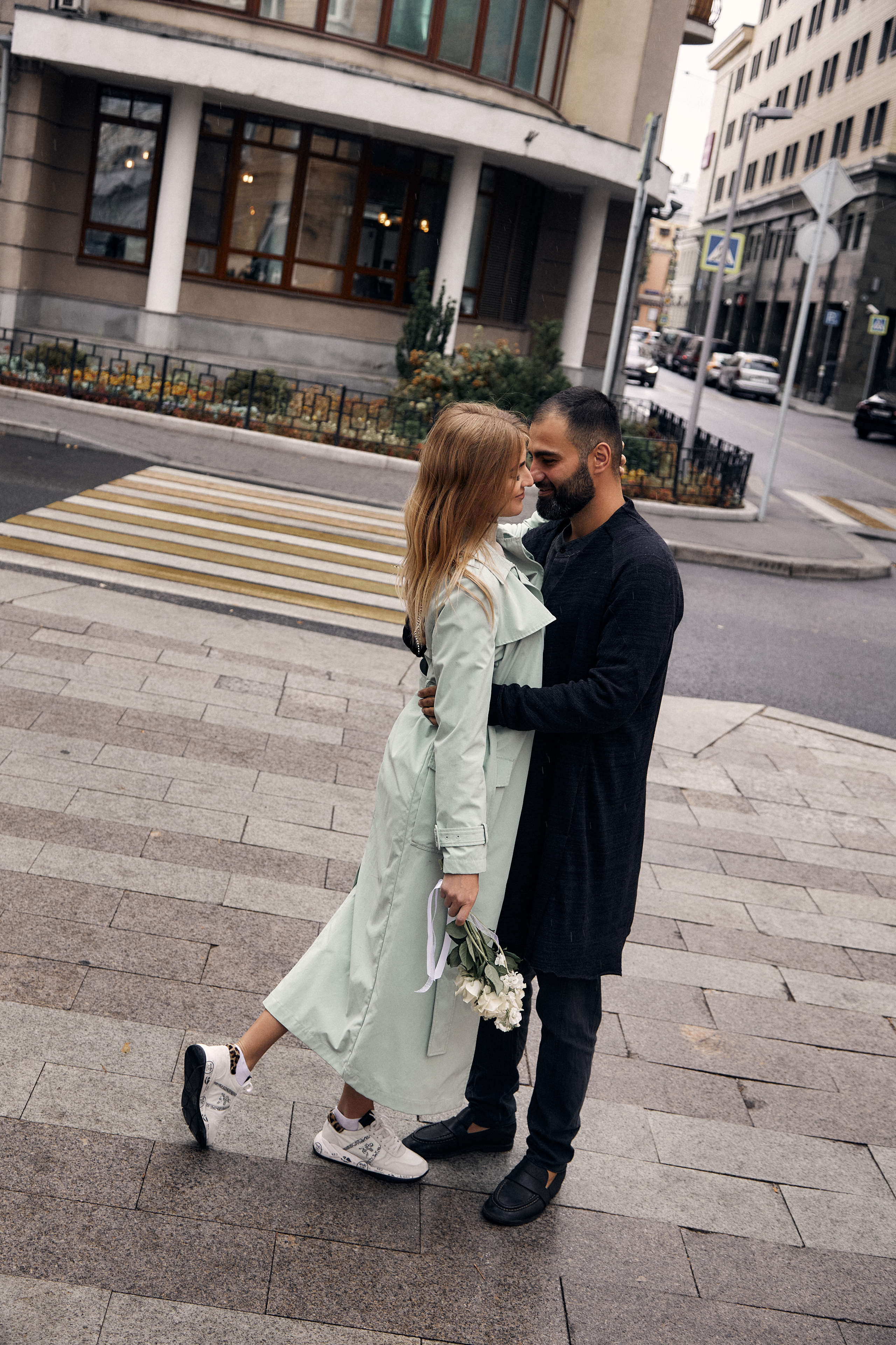 городская фотосессия с мужчиной