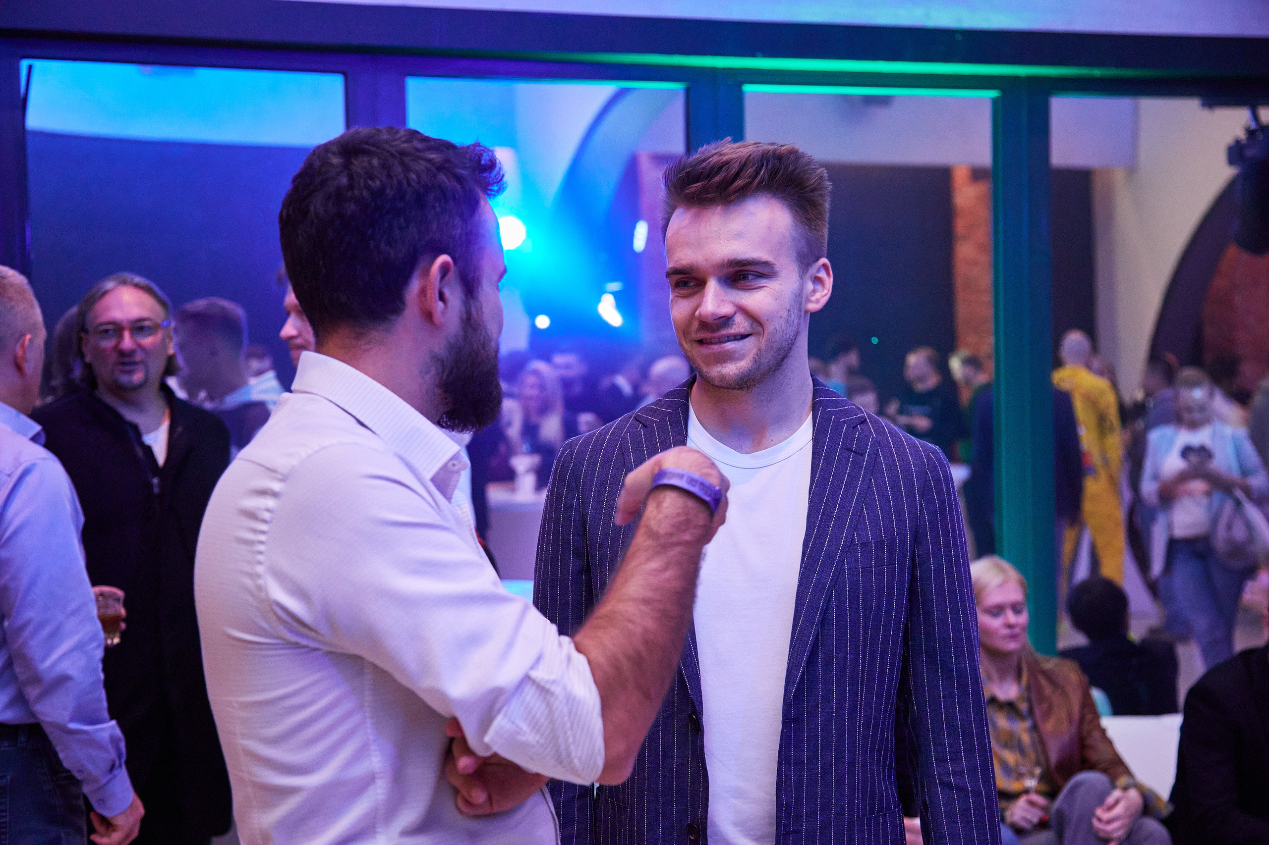 Выпускной обучения по криптоинвестициям Евгения Лашкова. Репортажный и семейный фотограф Ухова Наталья в Москве