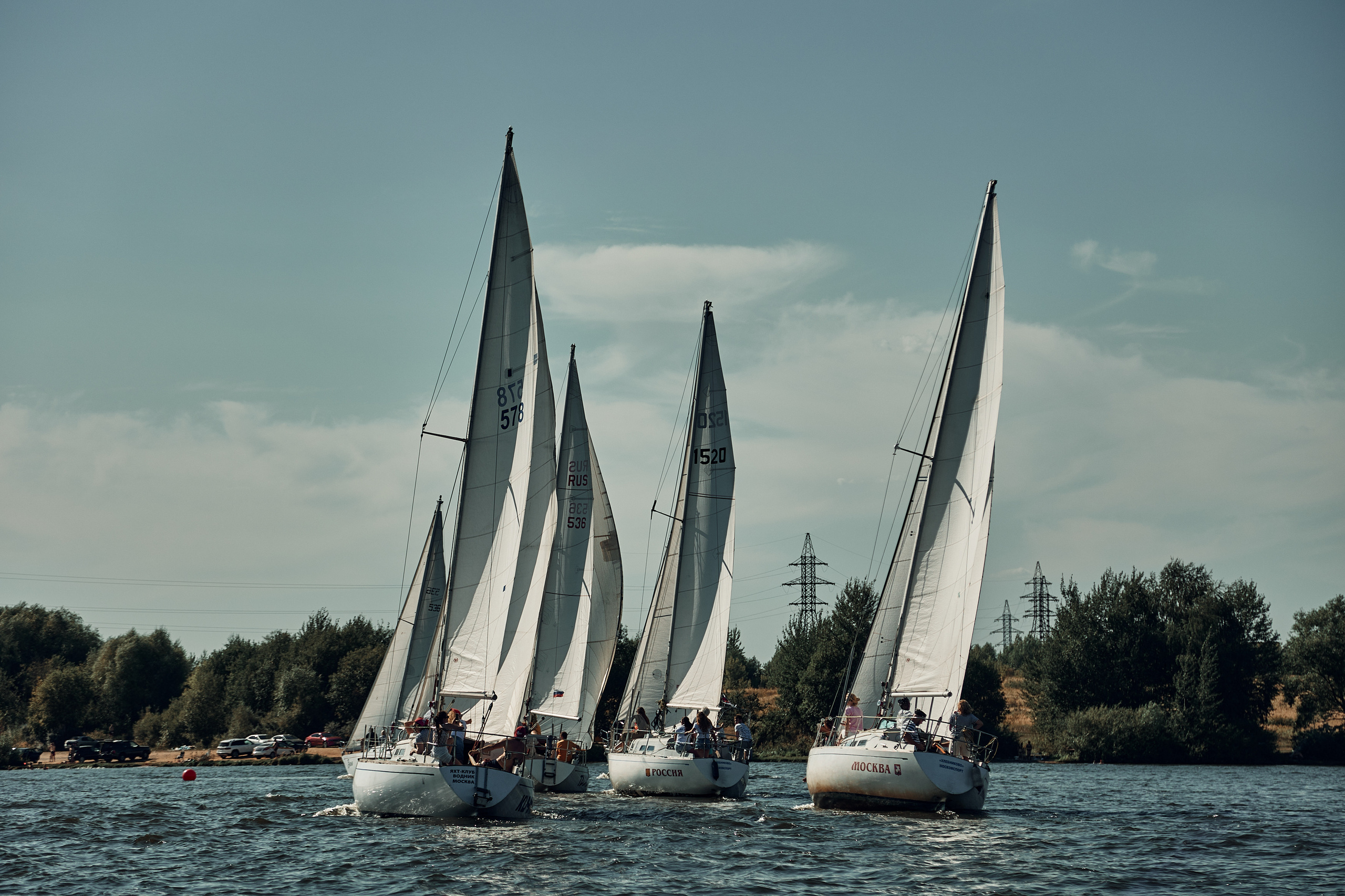 Корпоратив компании Белая радуга в яхт-клубе Пеликан. Репортажный и семейный фотограф Ухова Наталья в Москве