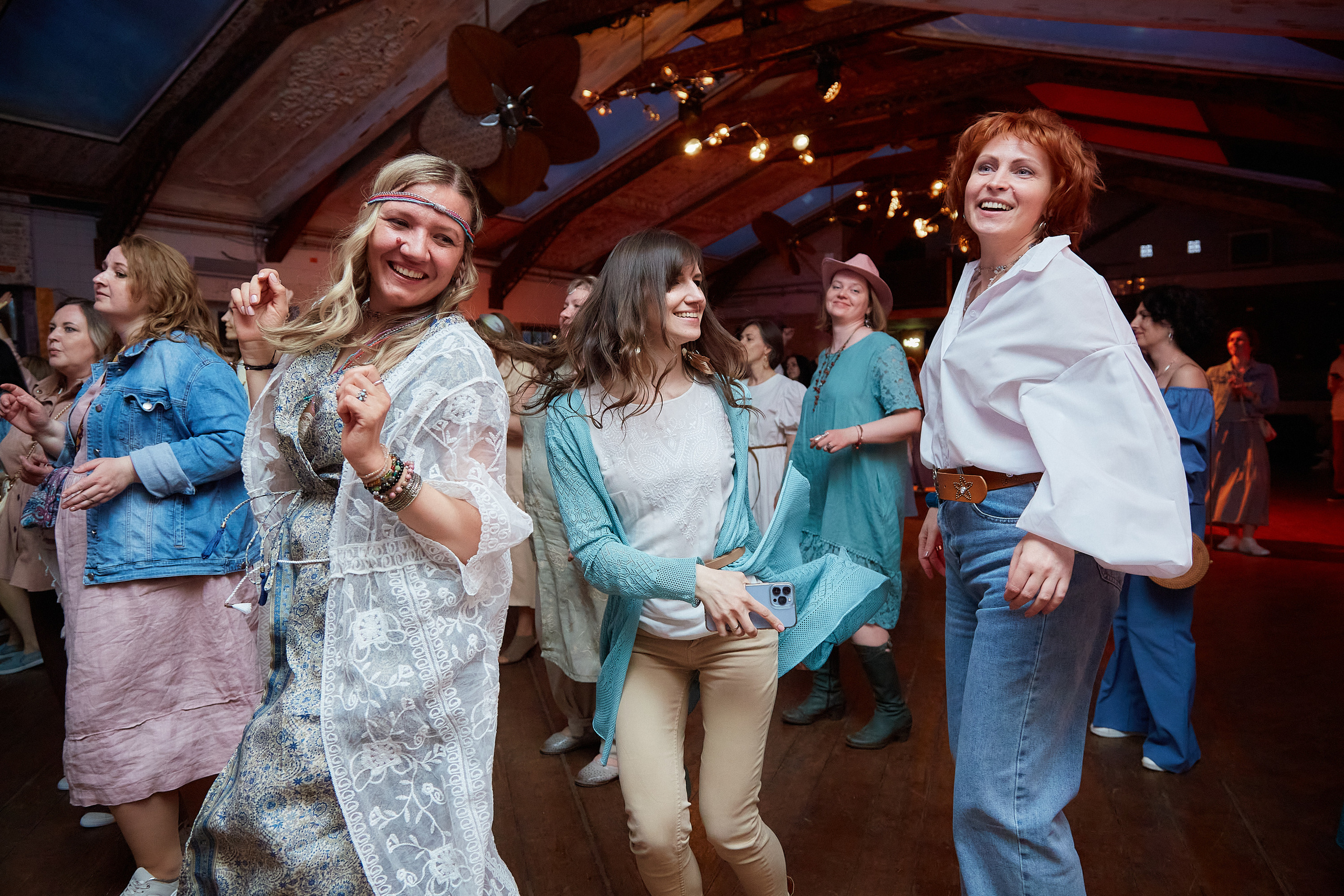 Выпускной фотошколы Karneeva.online. Репортажный и семейный фотограф Ухова Наталья в Москве