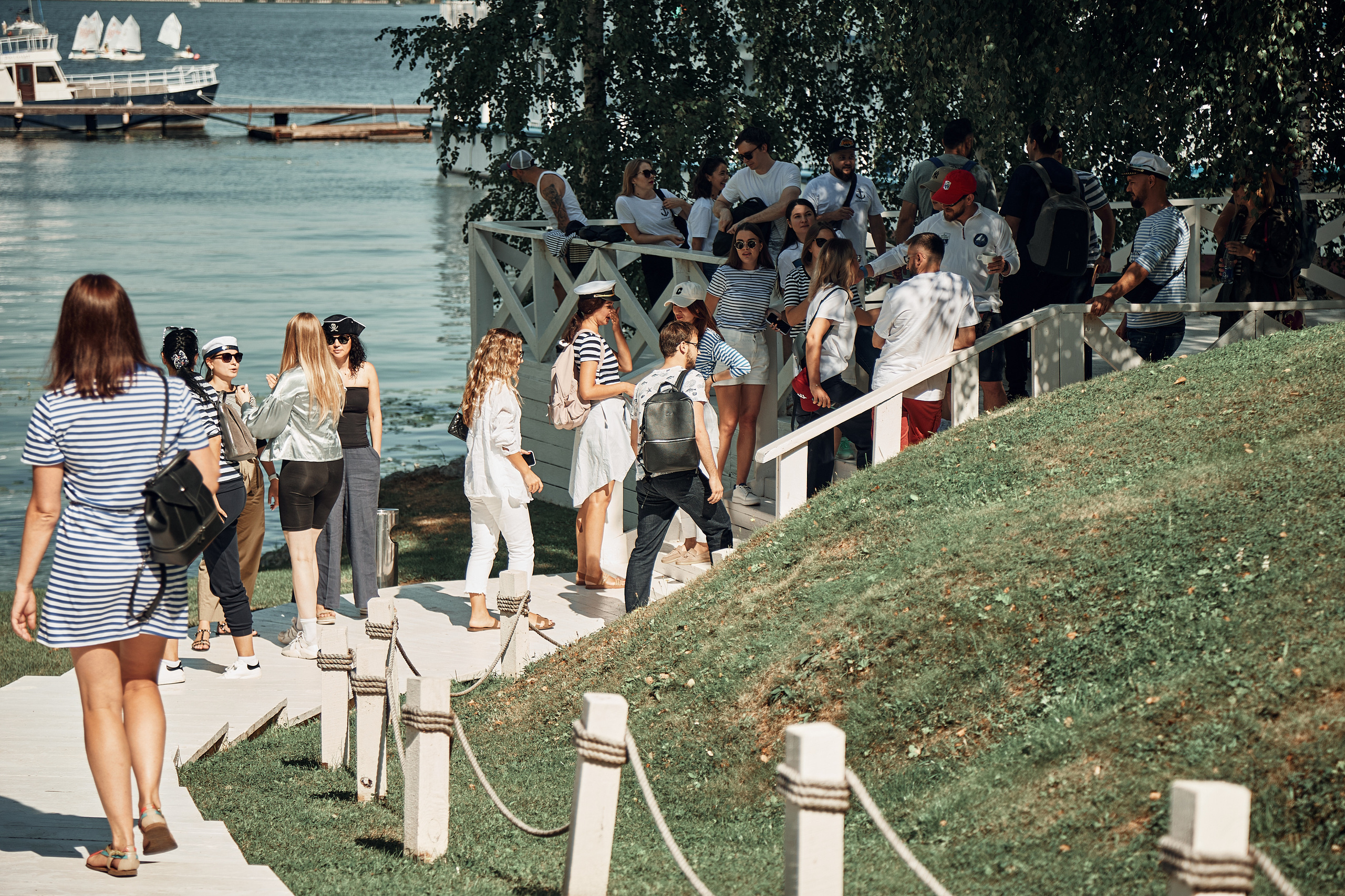 Корпоратив компании Белая радуга в яхт-клубе Пеликан. Репортажный и семейный фотограф Ухова Наталья в Москве