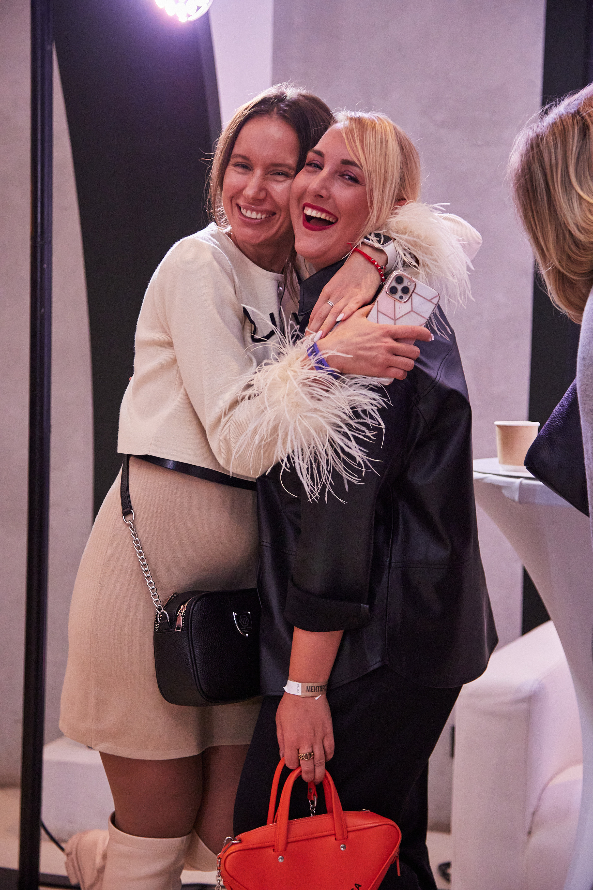 Выпускной обучения по криптоинвестициям Евгения Лашкова. Репортажный и семейный фотограф Ухова Наталья в Москве