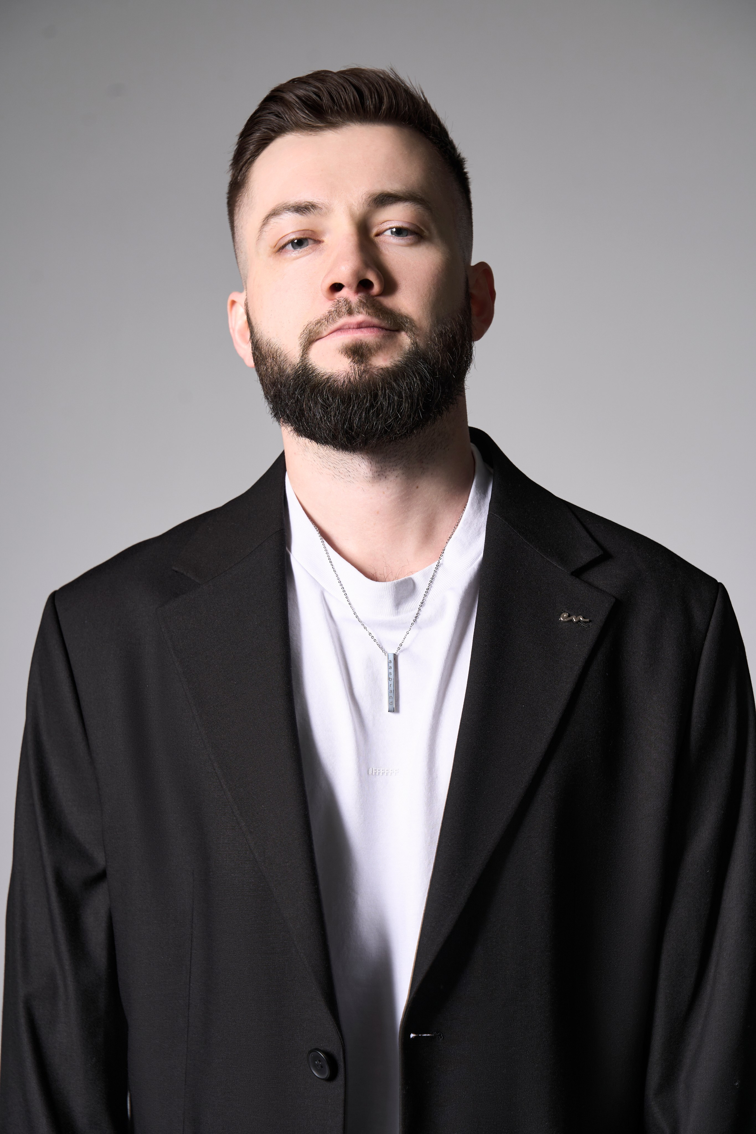 Саша. Главная