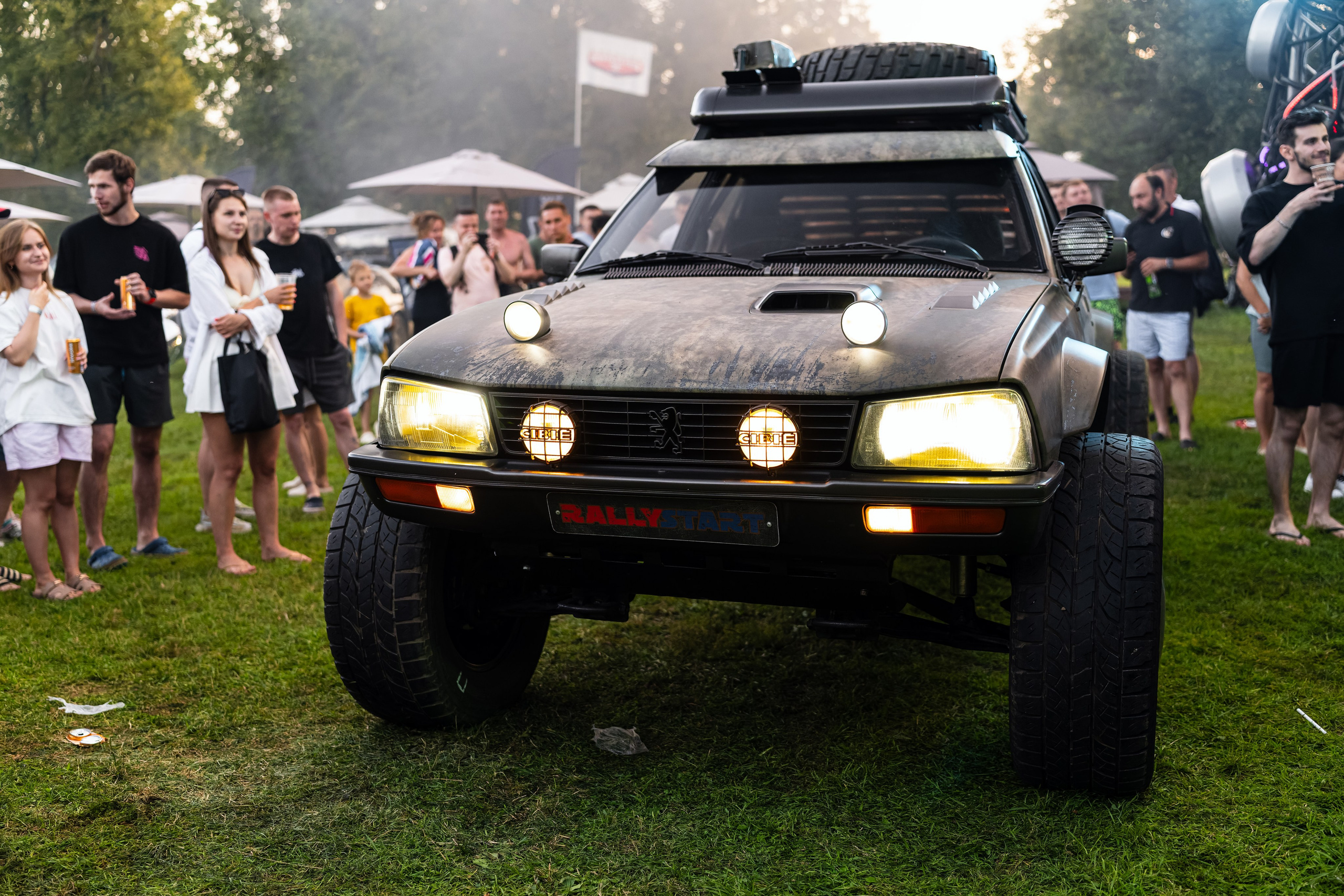 Tuning Open Fest 2025. Авто и мотоспорт — фотограф Антон Медведев iCoguar