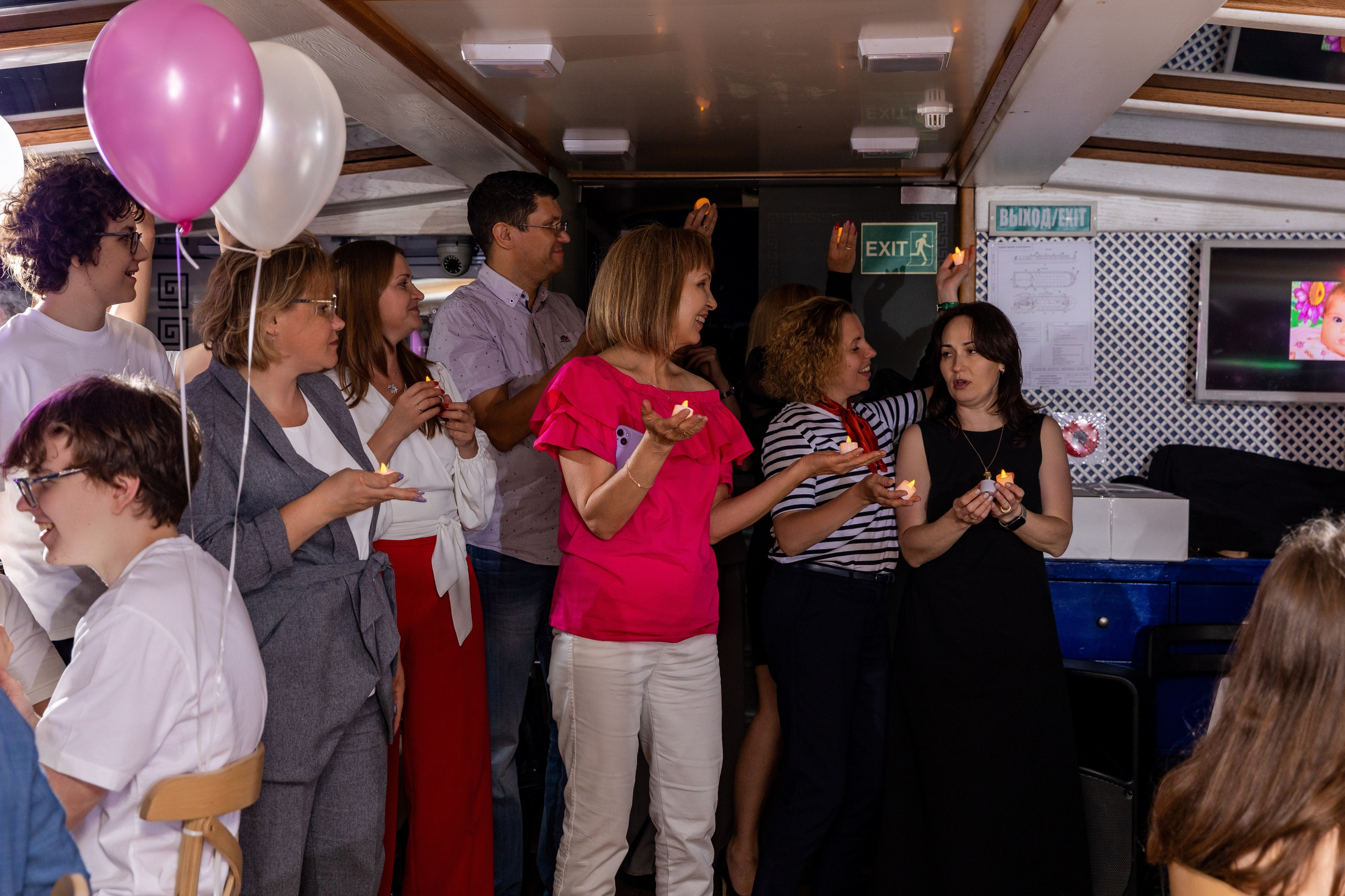 Выпускной на караблике 9 класс. Фотограф в Санкт-Петербурге Закута Ольга