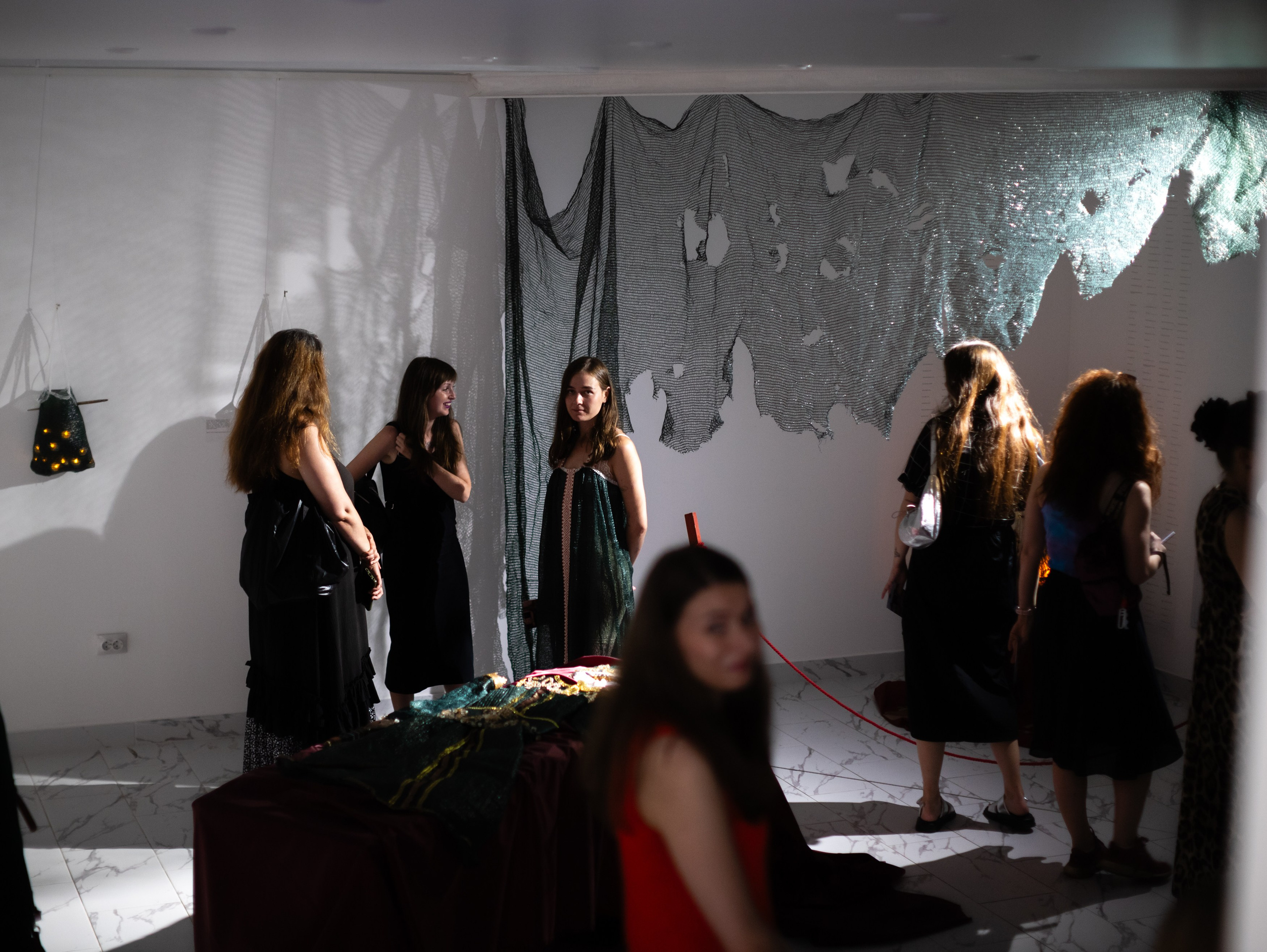 Выставка Ирины Иониной 2024. Фотограф Мария Немм