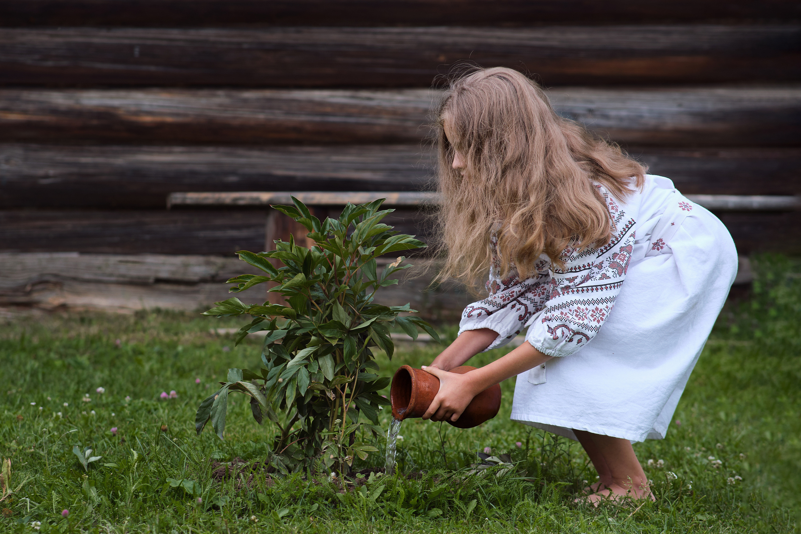 Настя и дочки, лето в деревне