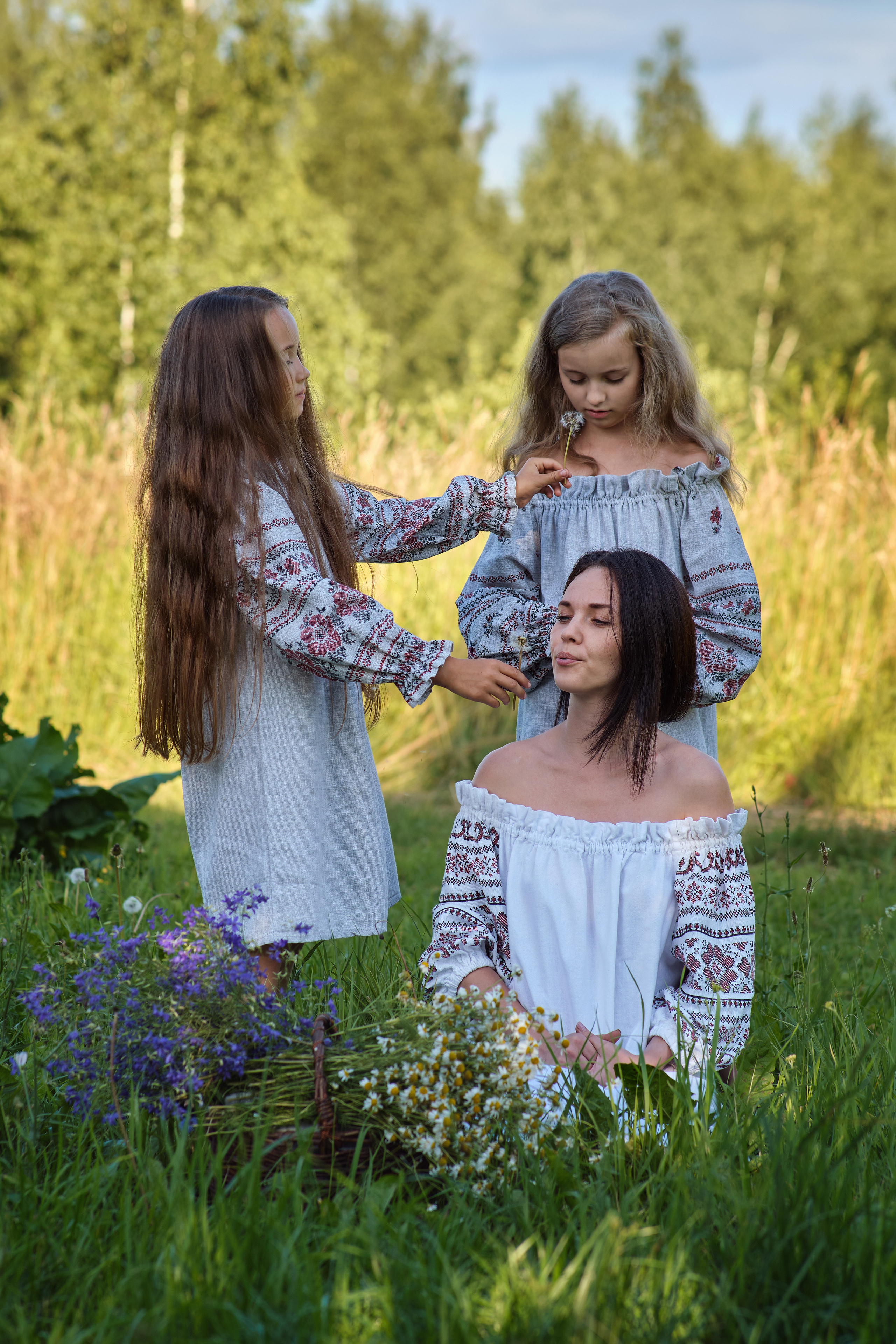 Настя и дочки, лето в деревне