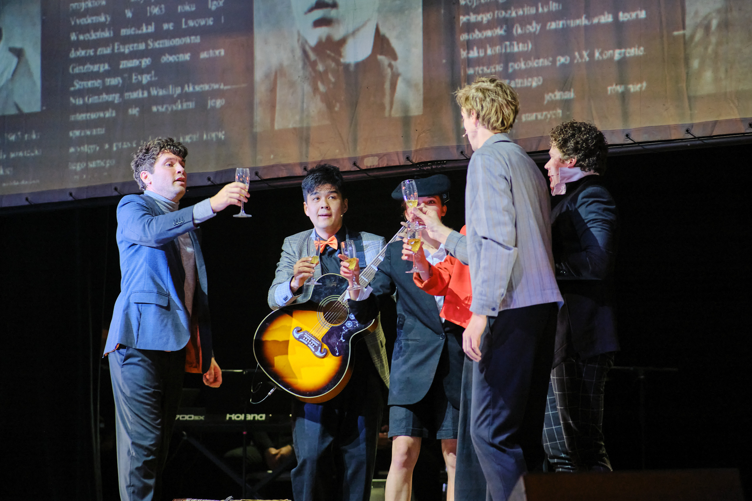 Спектакль в ДК им. Зуева