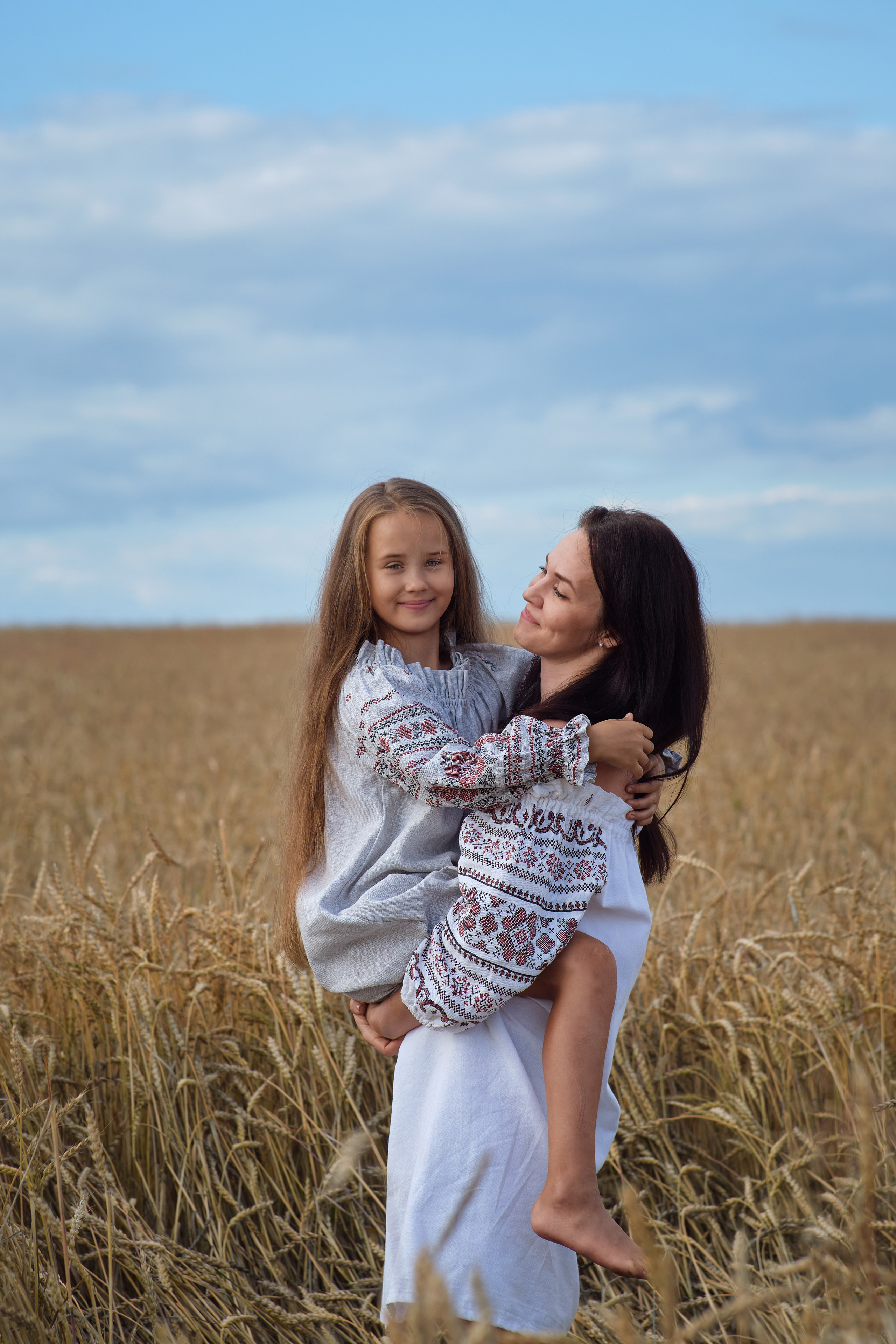 Настя и дочки, лето в деревне