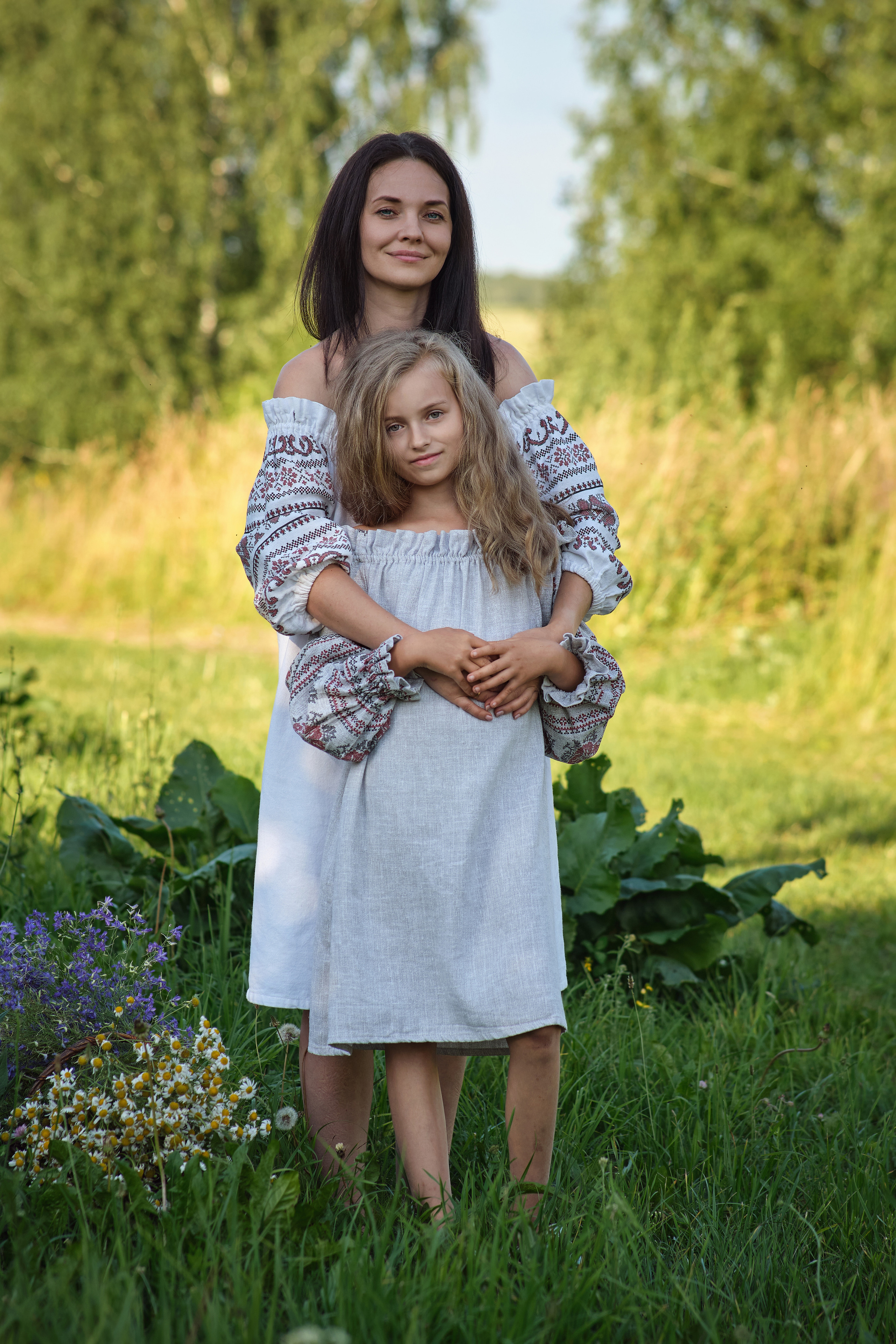 Настя и дочки, лето в деревне