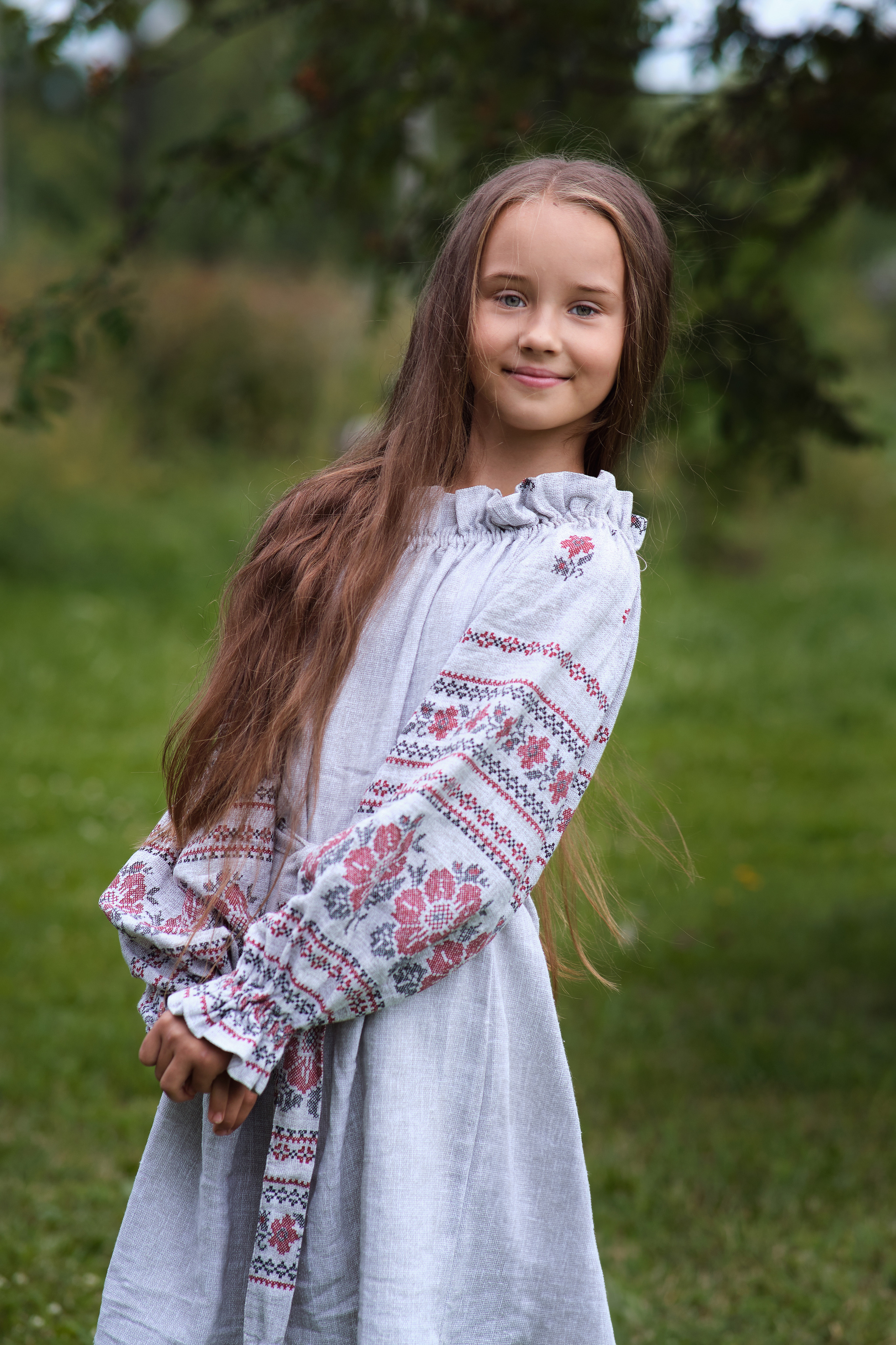 Алиса и Аделия, каникулы в деревне