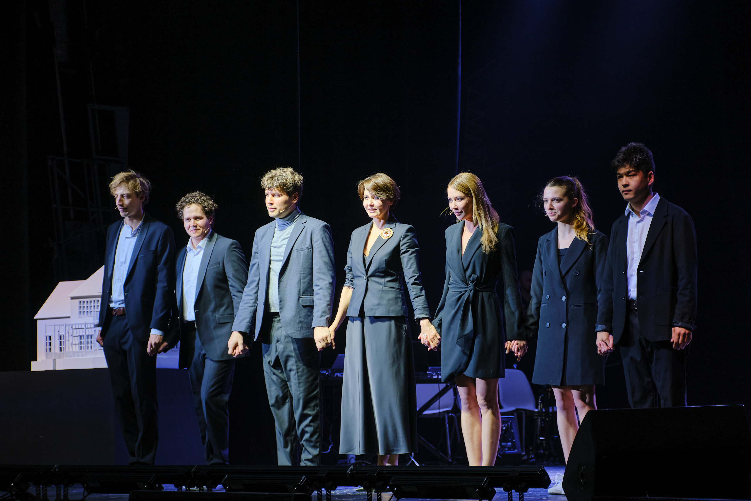 Спектакль в ДК им. Зуева