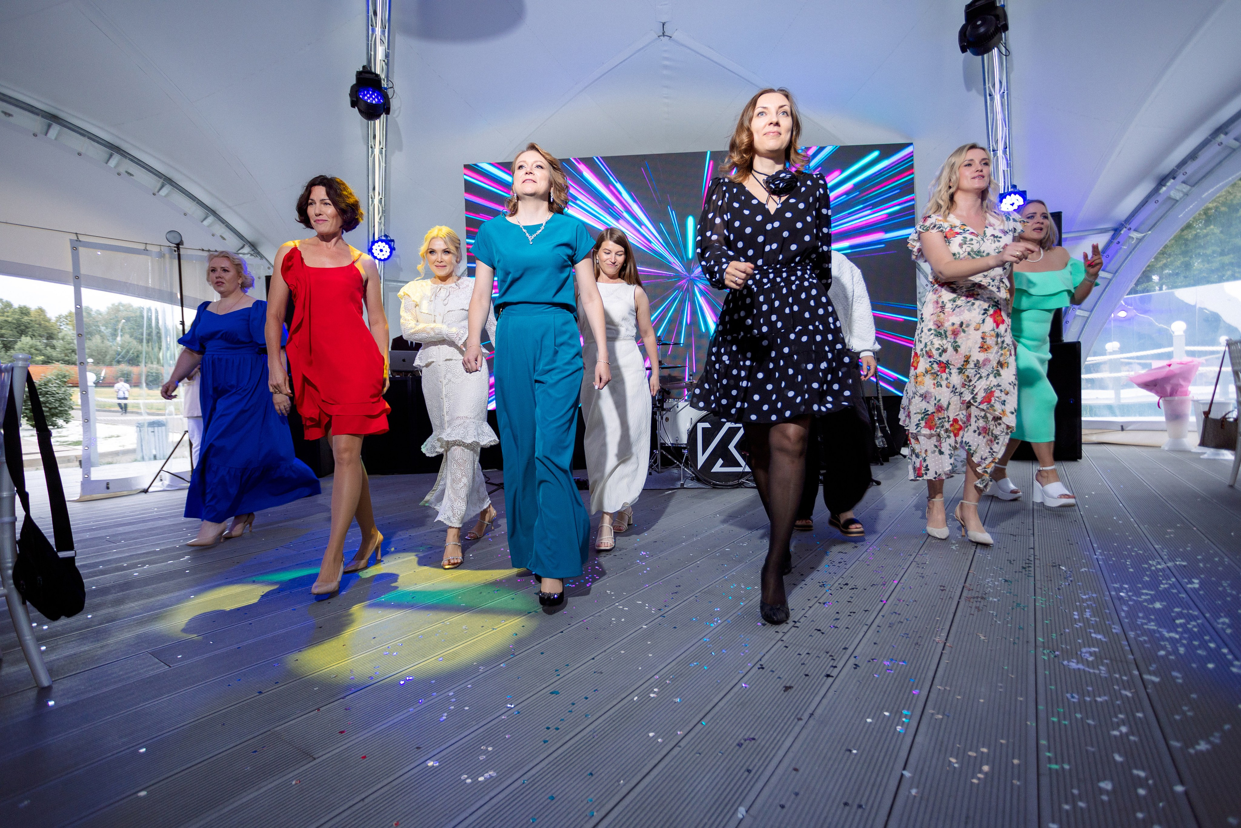 ВЫПУСКНОЙ: Волки-Липки. Все фото. Профессиональный фотограф в Ижевске Леша Петров