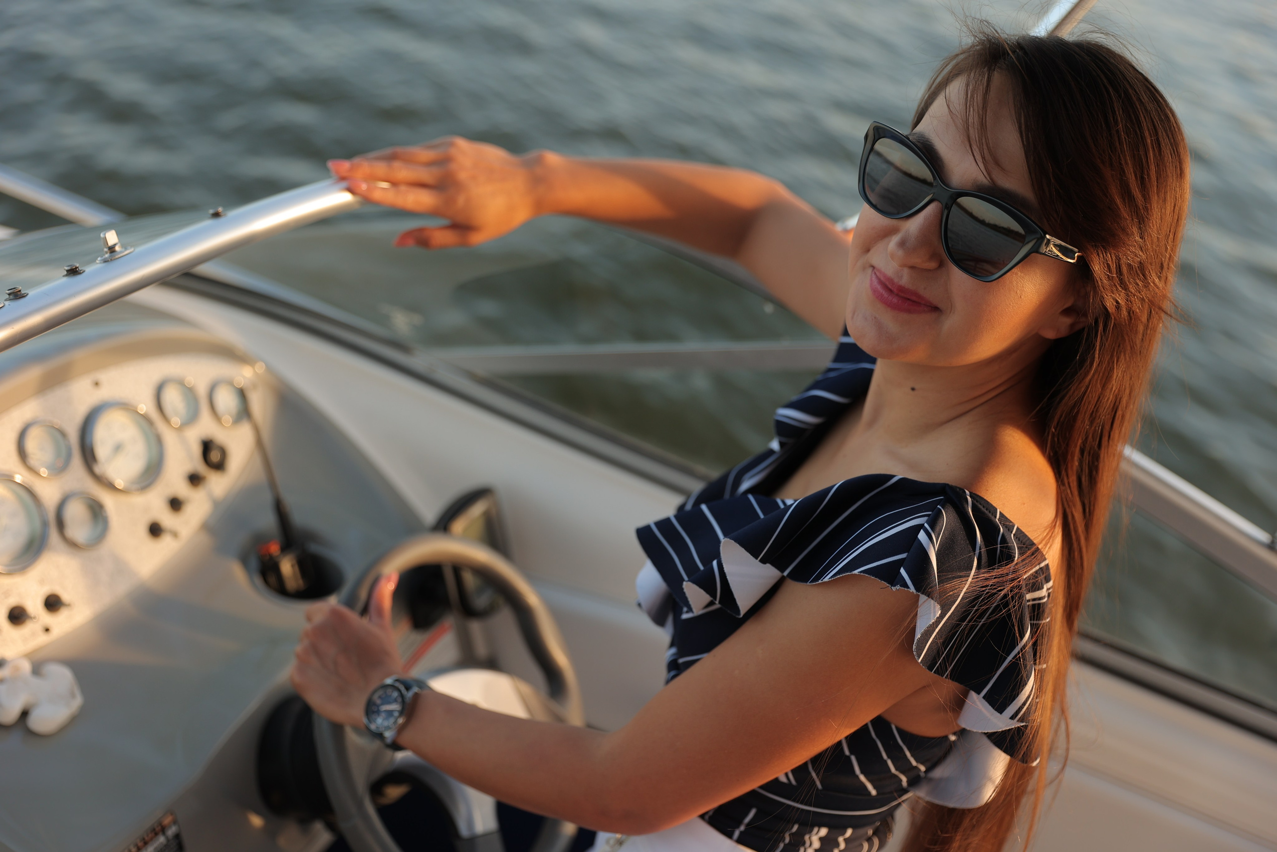 Прогулка на катере август 2024. Фотограф Алина Ионычева в Новосибирске