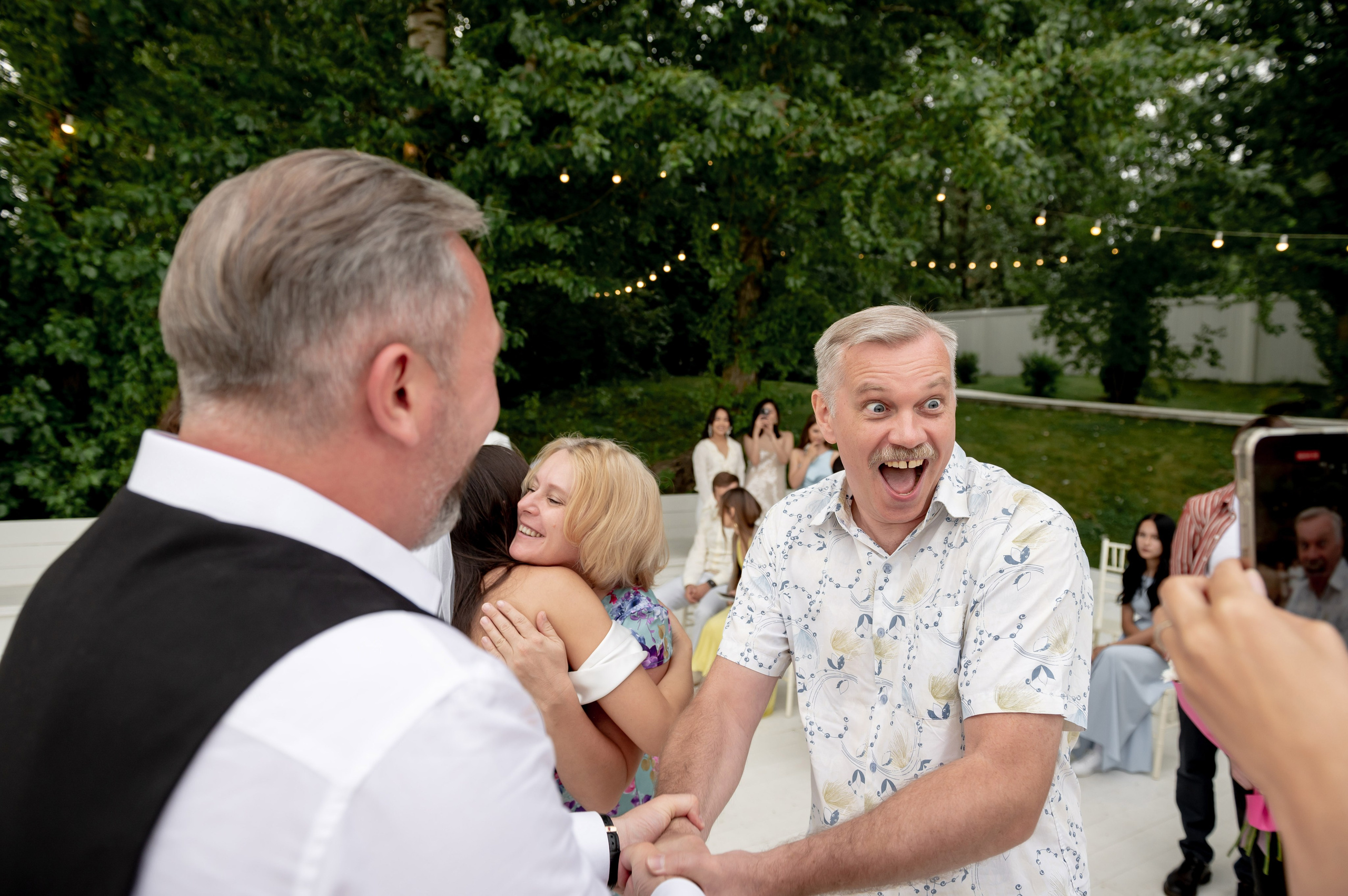 Классическая свадебная фотосессия Аины и Антона по самым красивым местам для свадебной прогулки в Санкт-Петербурге. Портретный, семейный и свадебный фотограф в Санкт-Петербурге и в Пушкине Ширяев Денис