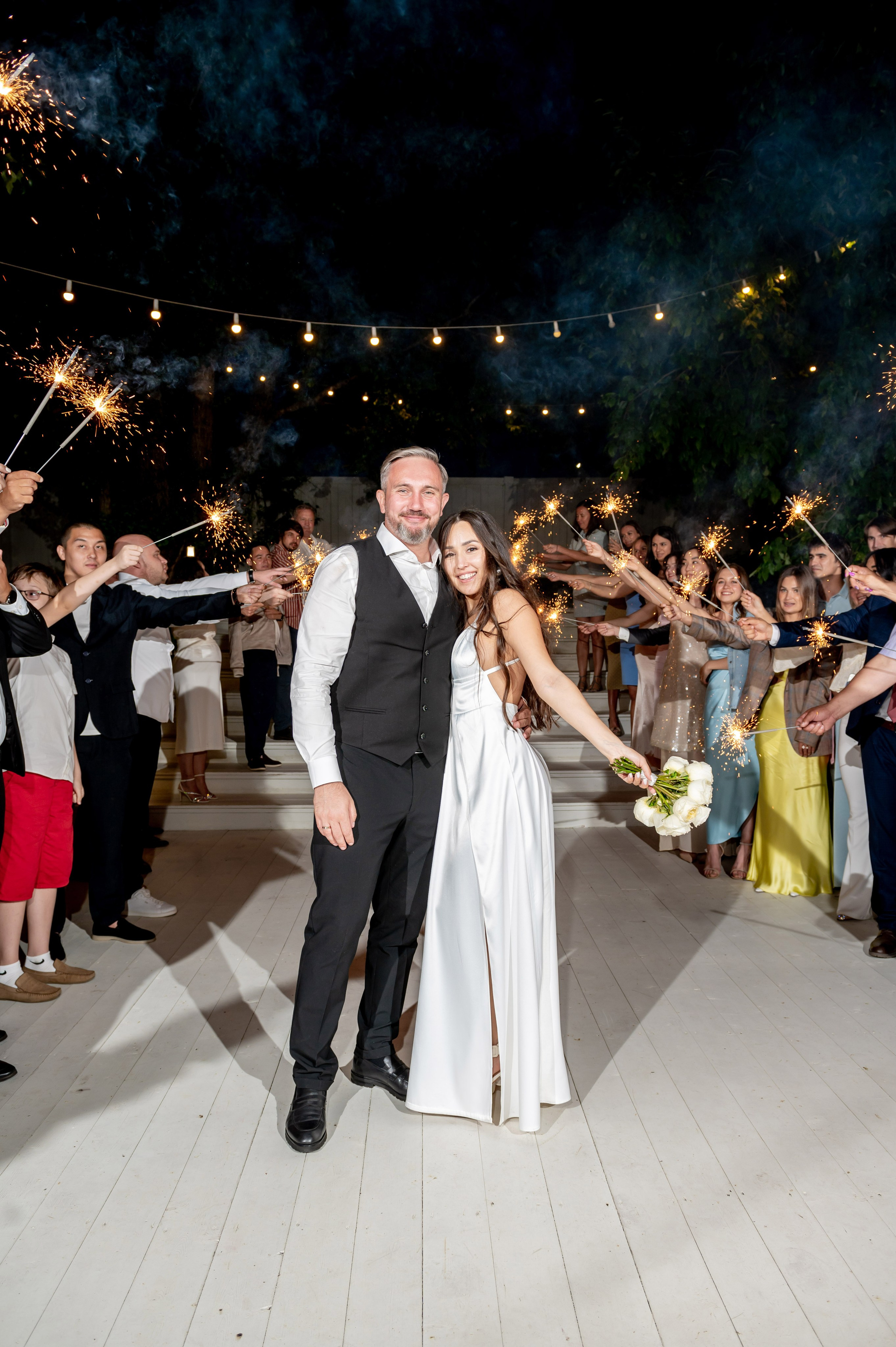 Классическая свадебная фотосессия Аины и Антона по самым красивым местам для свадебной прогулки в Санкт-Петербурге. Портретный, семейный и свадебный фотограф в Санкт-Петербурге и в Пушкине Ширяев Денис