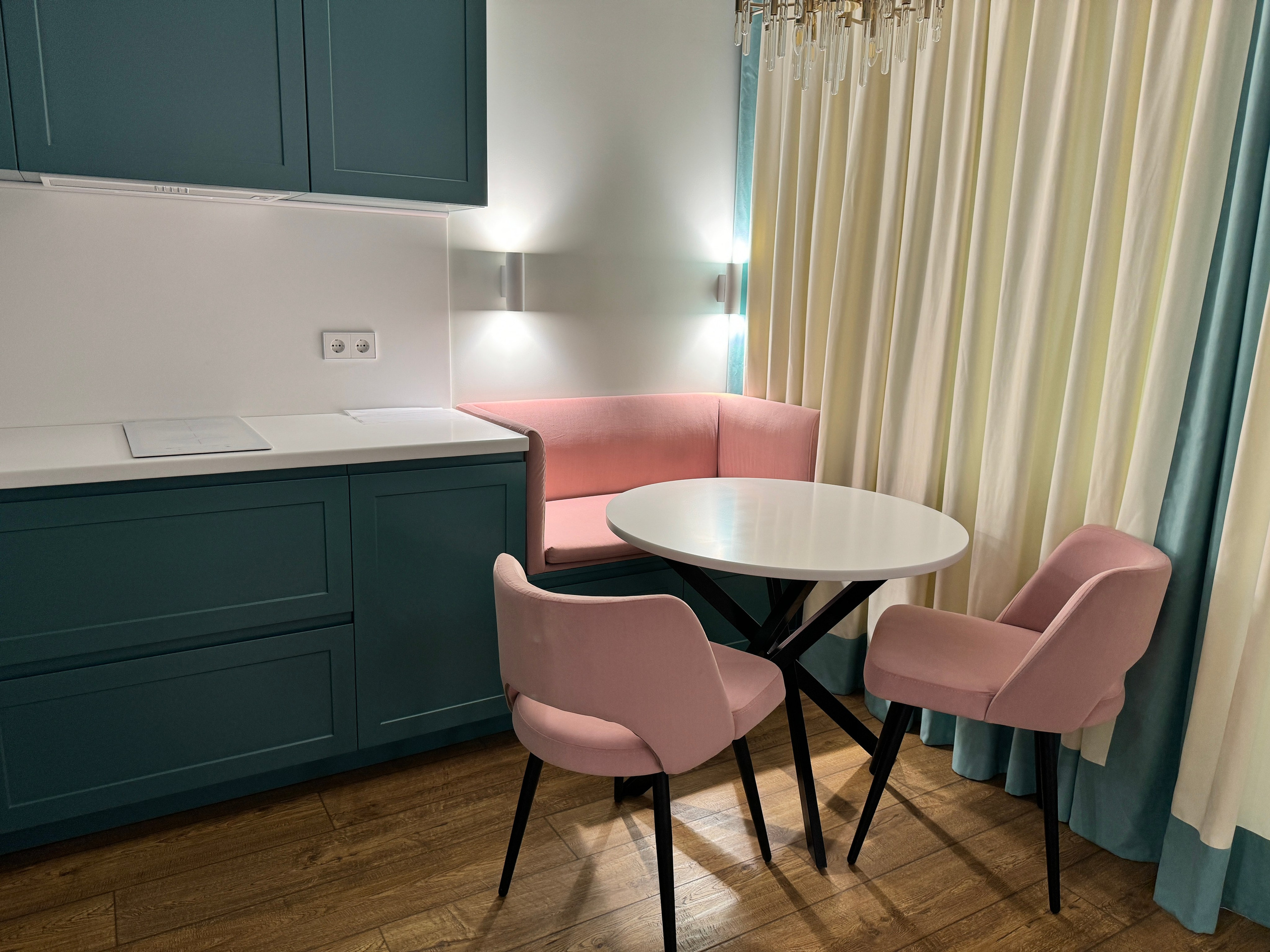 Квартира на Аминьевском 40 м². Ремонты премиум-класса 1 S T . G R E A T . P R O
