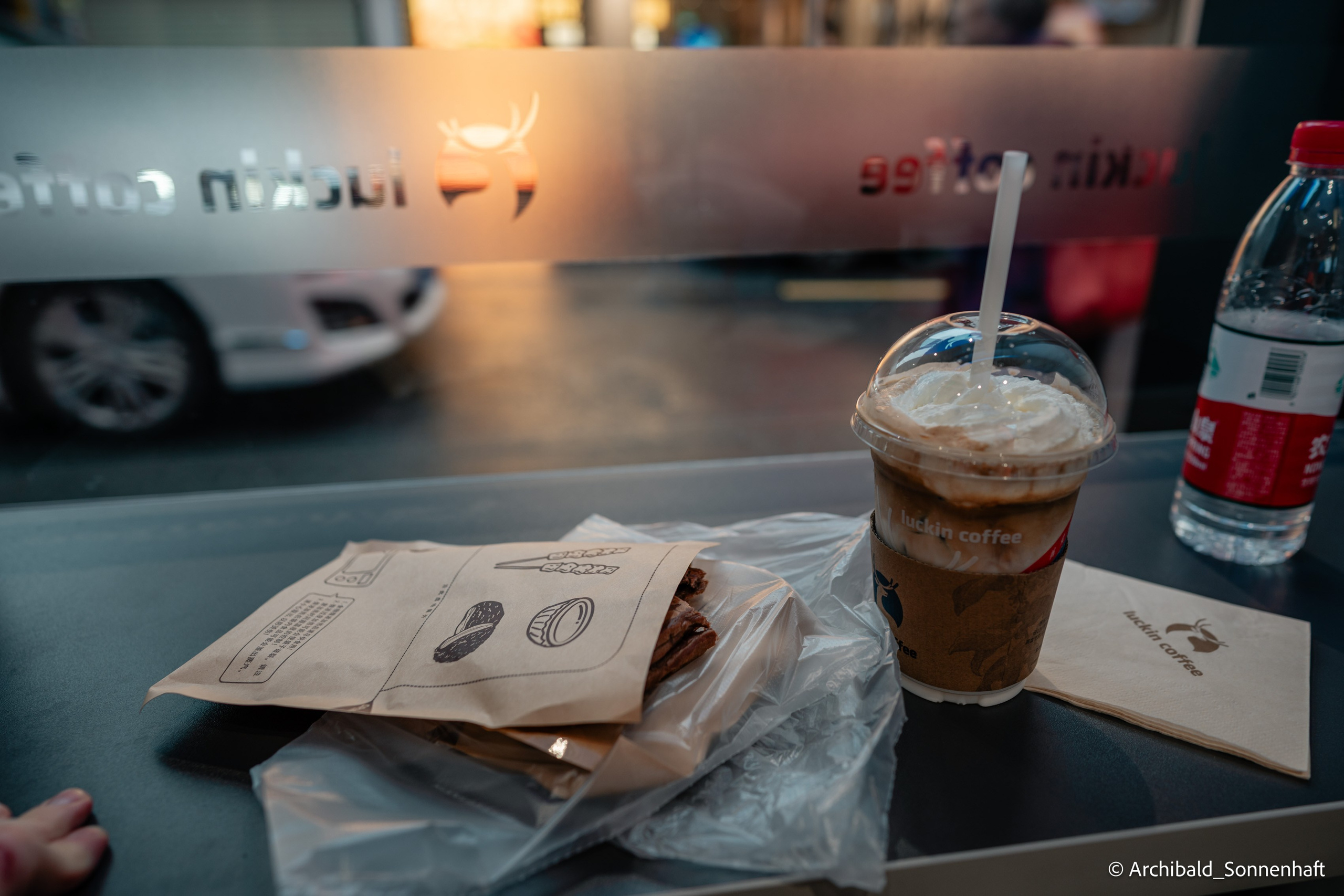 Week trip to GZ. Photographer in Guangzhou, China. Archibald Sonnenhaft