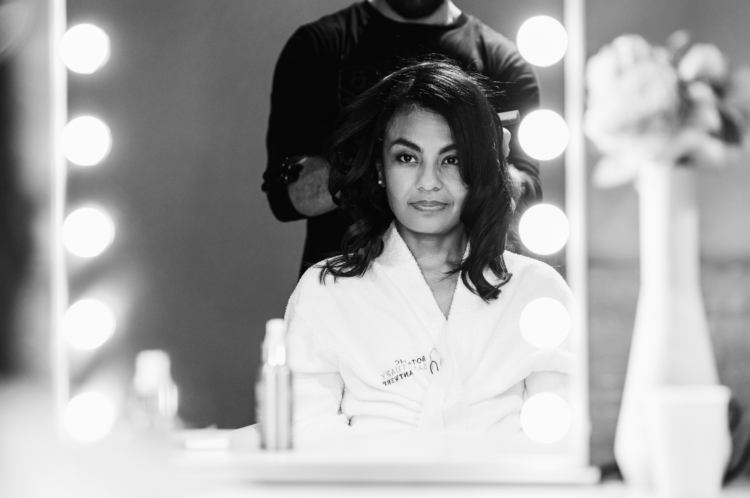 …Whimsical love. Golden Moments Editing — We do Wedding’s Retouch and Video Editing