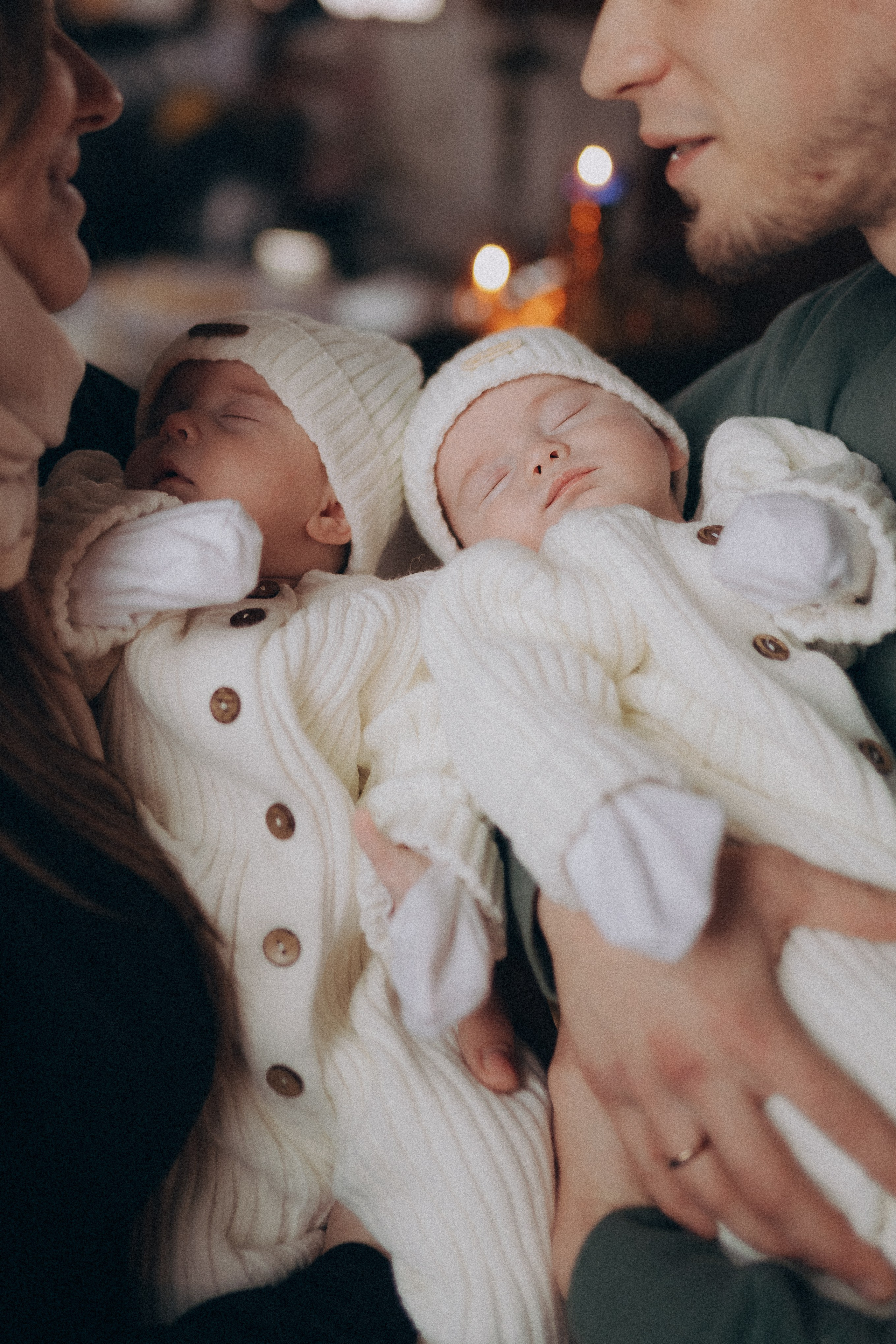 Сестрёнки двойняшки. Фотограф Торопец Кристина Абрамова Kanwellia photography